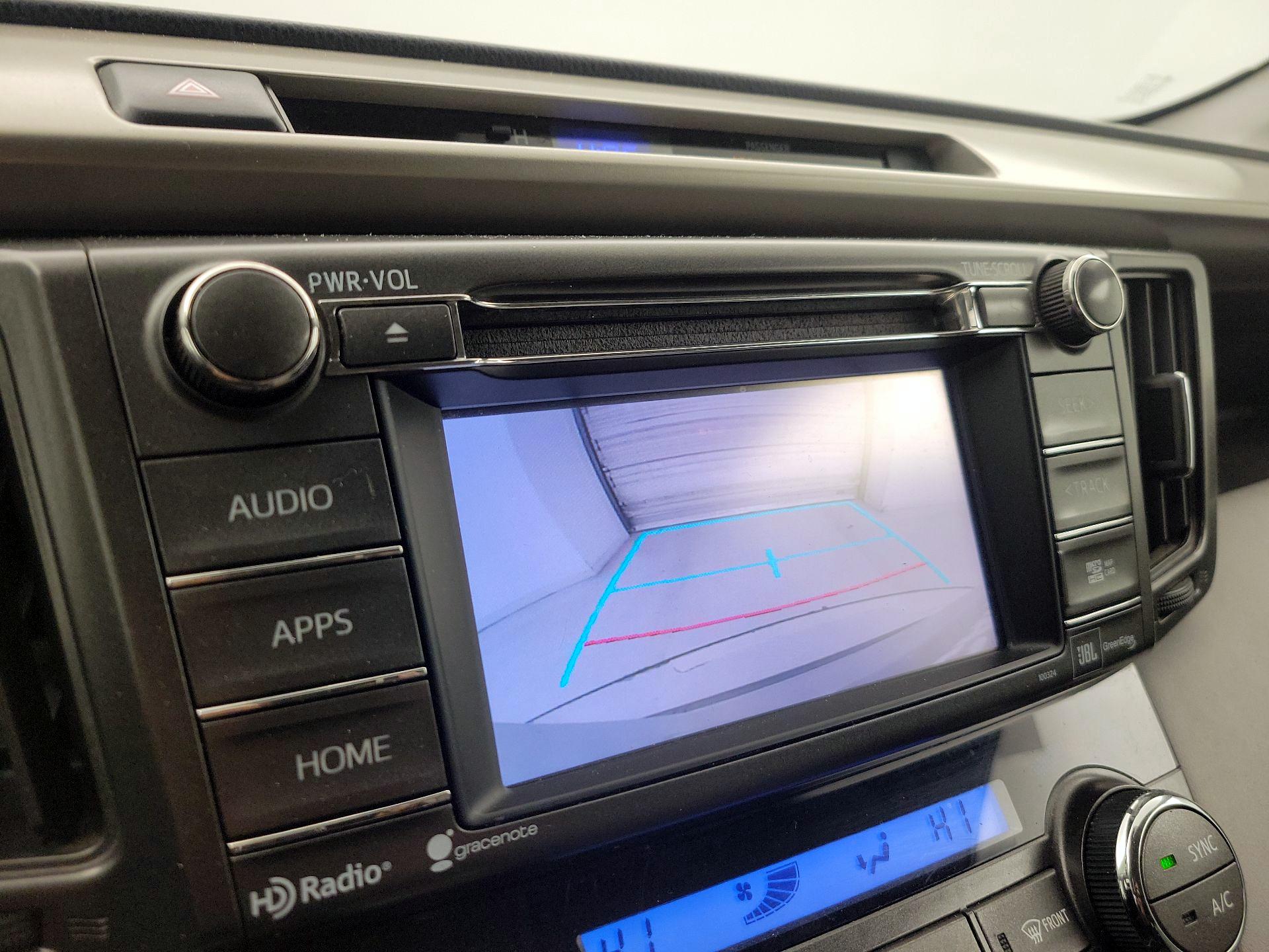 Thumbnail: 2015 Toyota RAV4 - 15