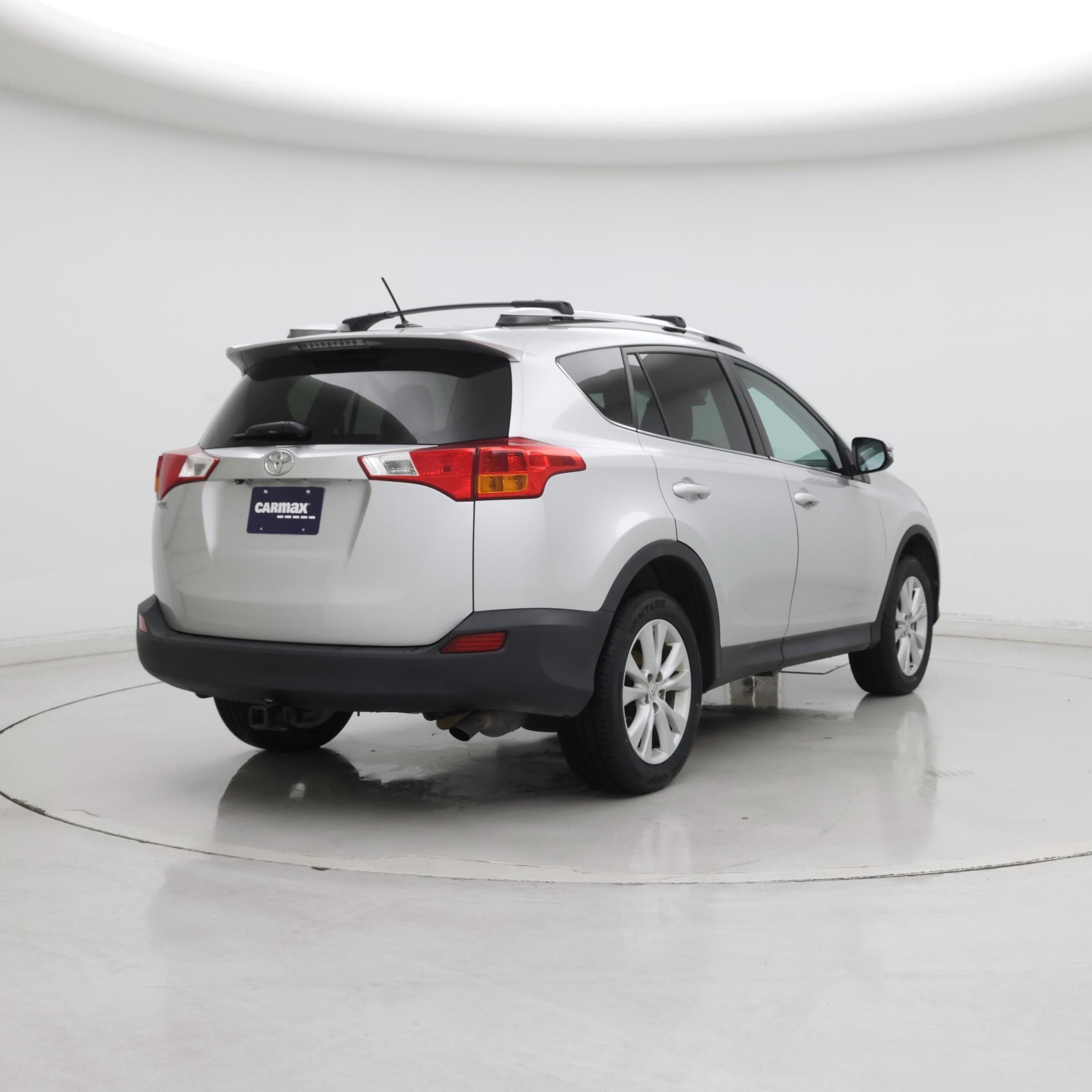 Thumbnail: 2015 Toyota RAV4 - 8