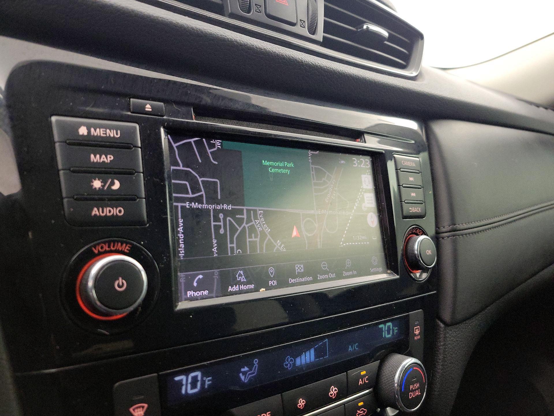 Thumbnail: 2019 Nissan Rogue - 14