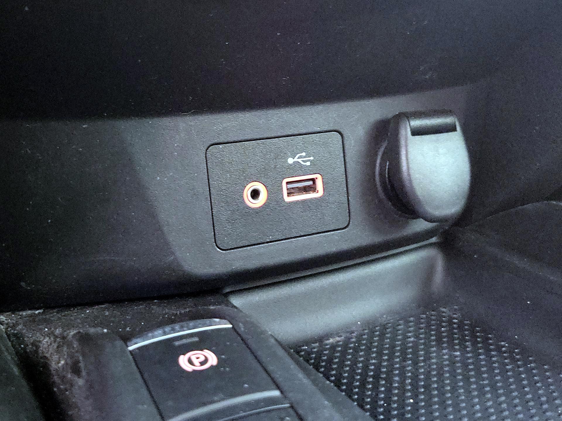 Thumbnail: 2019 Nissan Rogue - 19