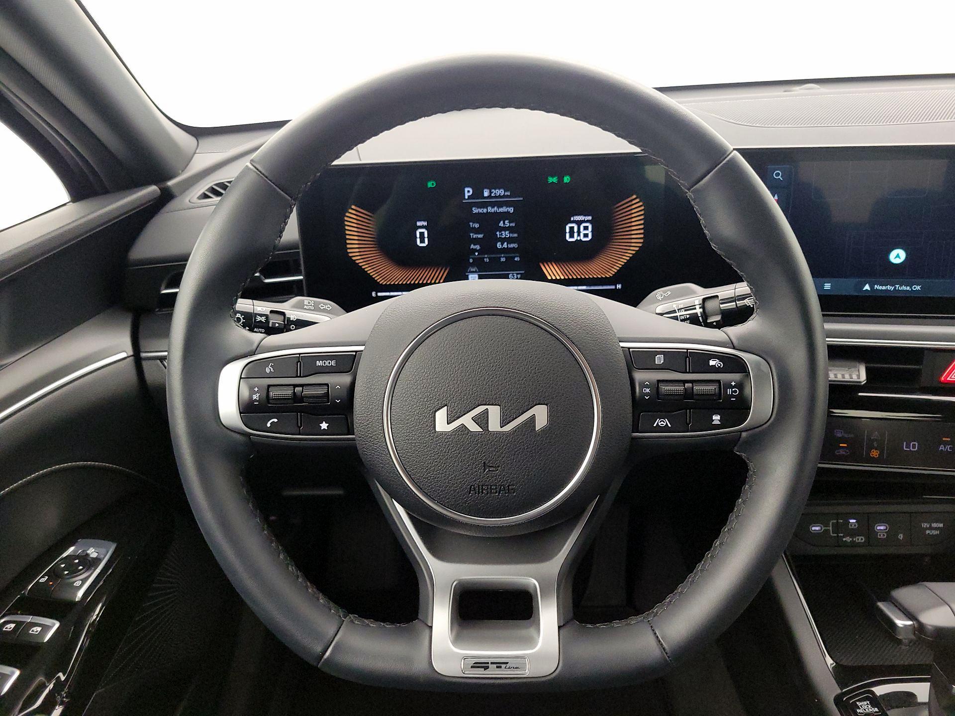 Thumbnail: 2025 Kia K5 - 10