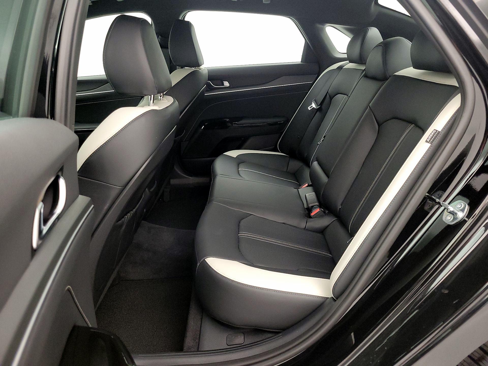 Thumbnail: 2025 Kia K5 - 20