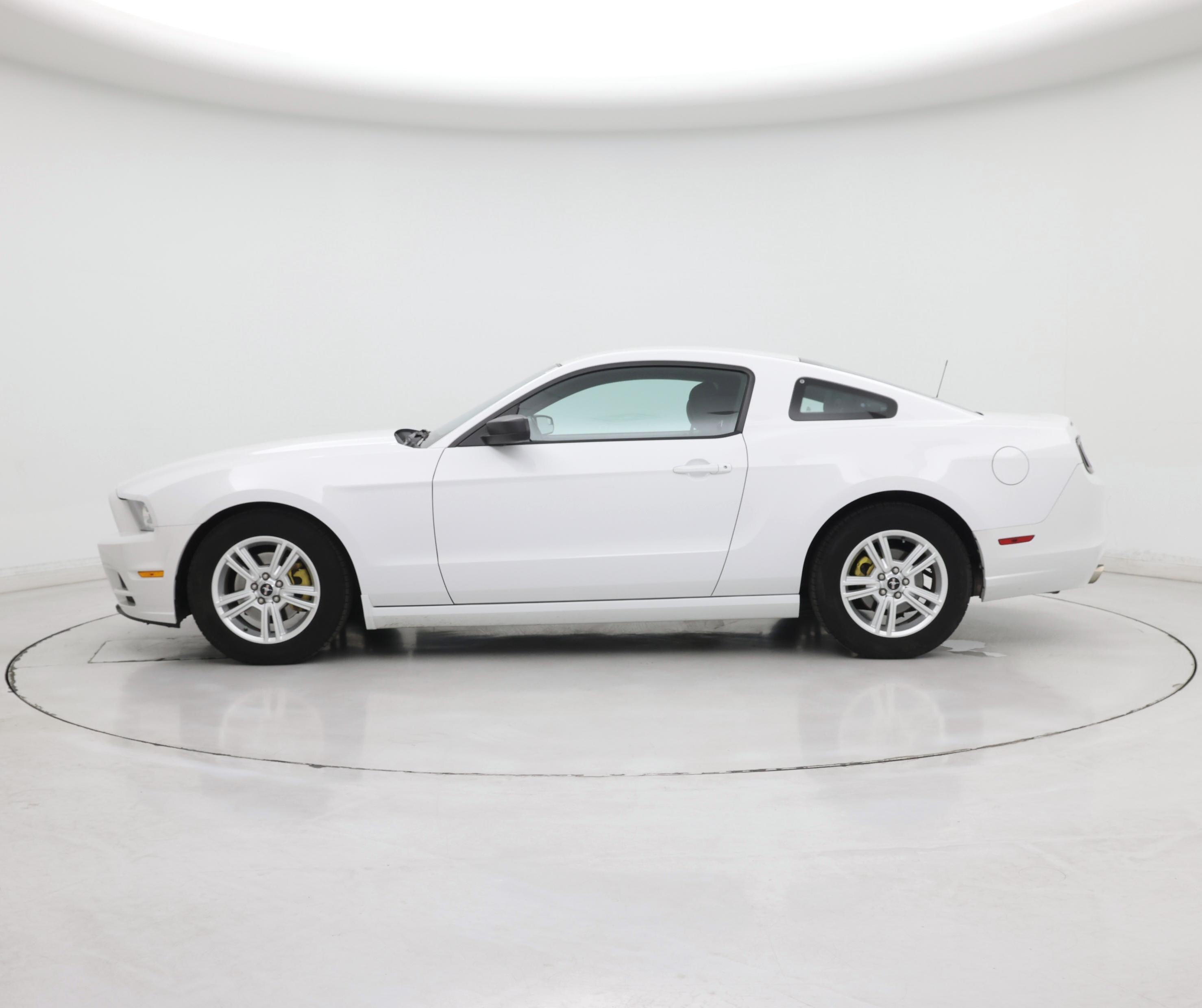 Thumbnail: 2014 Ford Mustang - 3