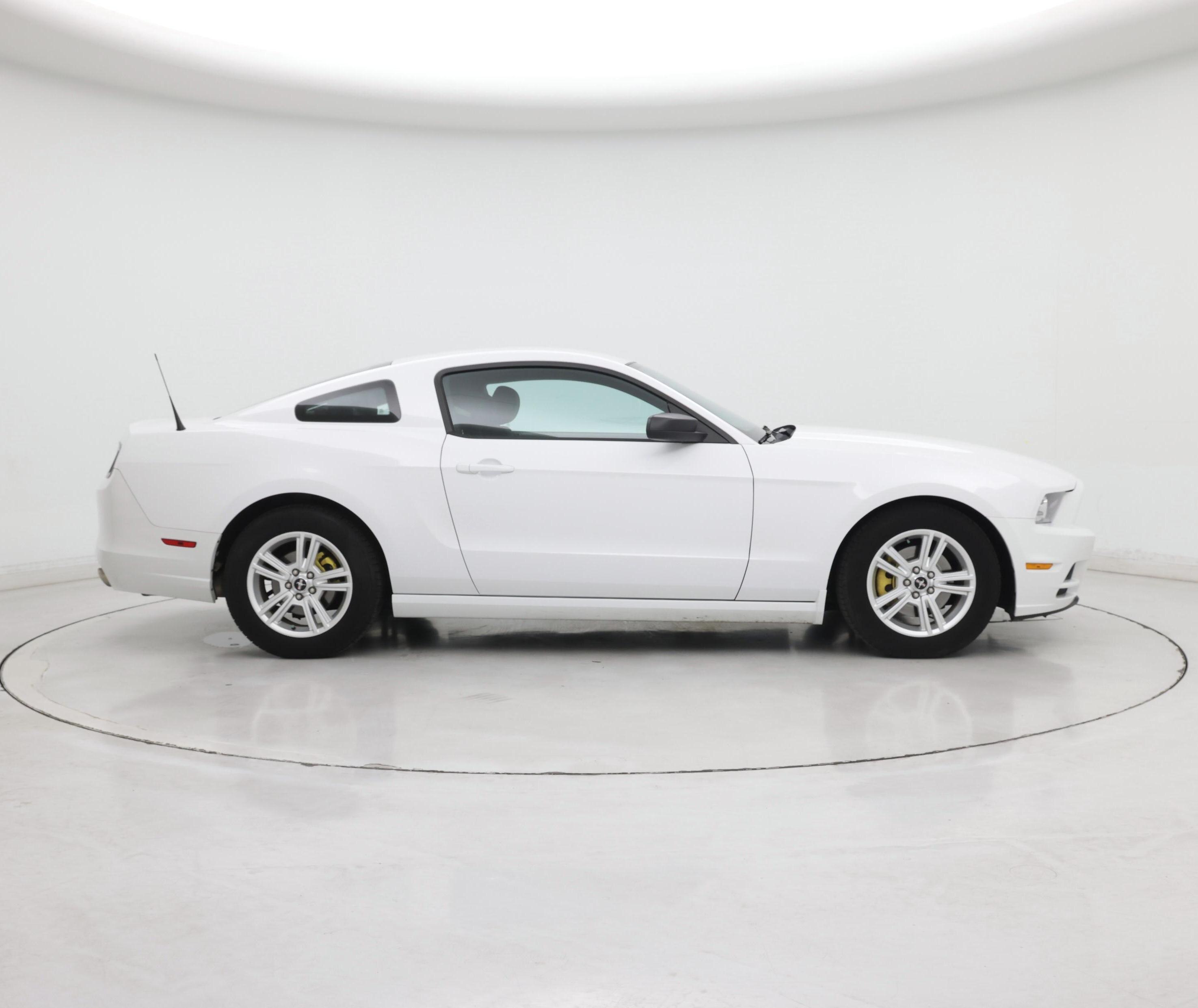 Thumbnail: 2014 Ford Mustang - 7