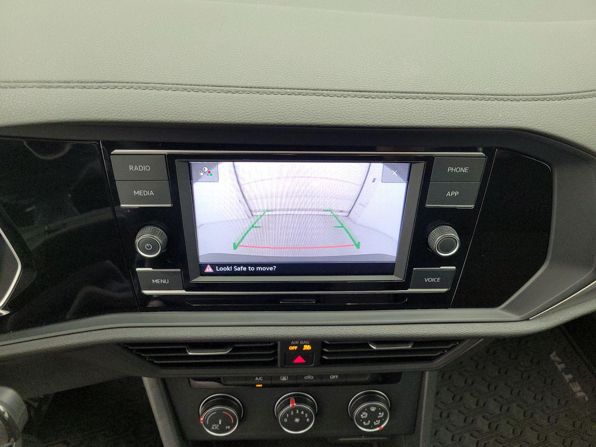 Thumbnail: 2024 Volkswagen Jetta - 14