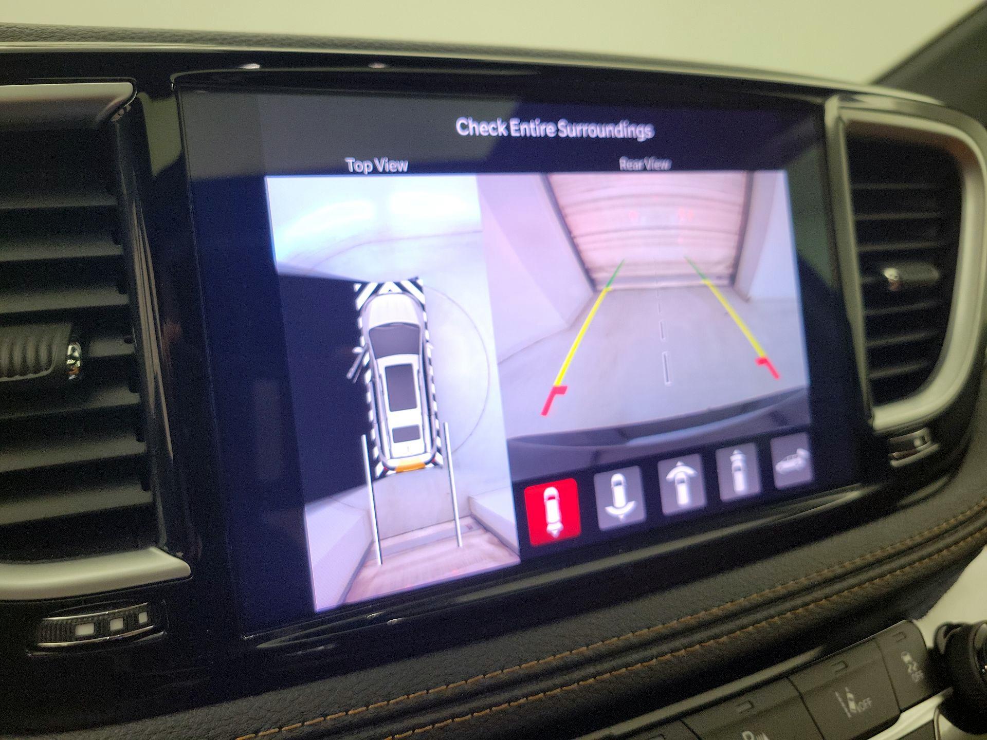 Thumbnail: 2023 Chrysler Pacifica - 15