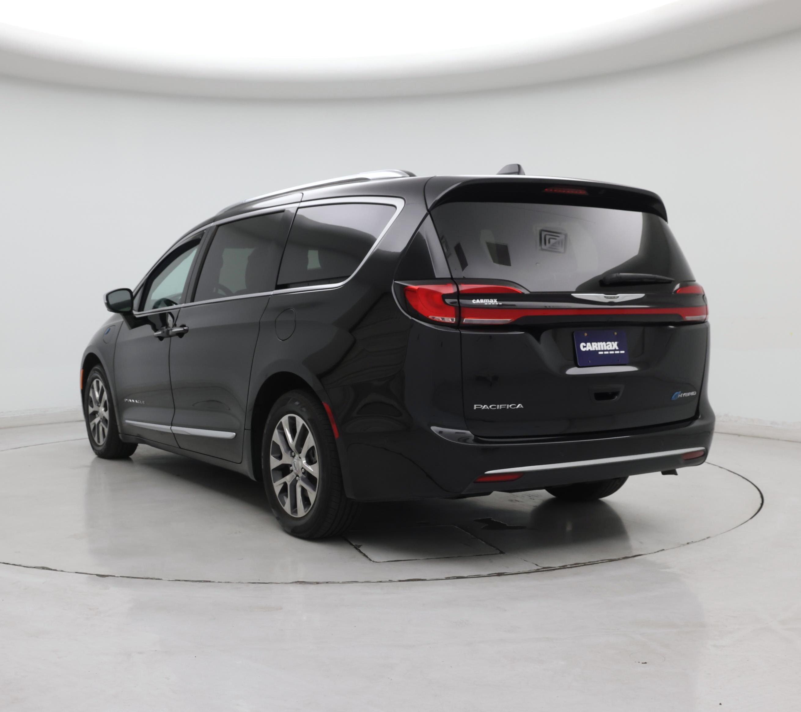 Thumbnail: 2023 Chrysler Pacifica - 2