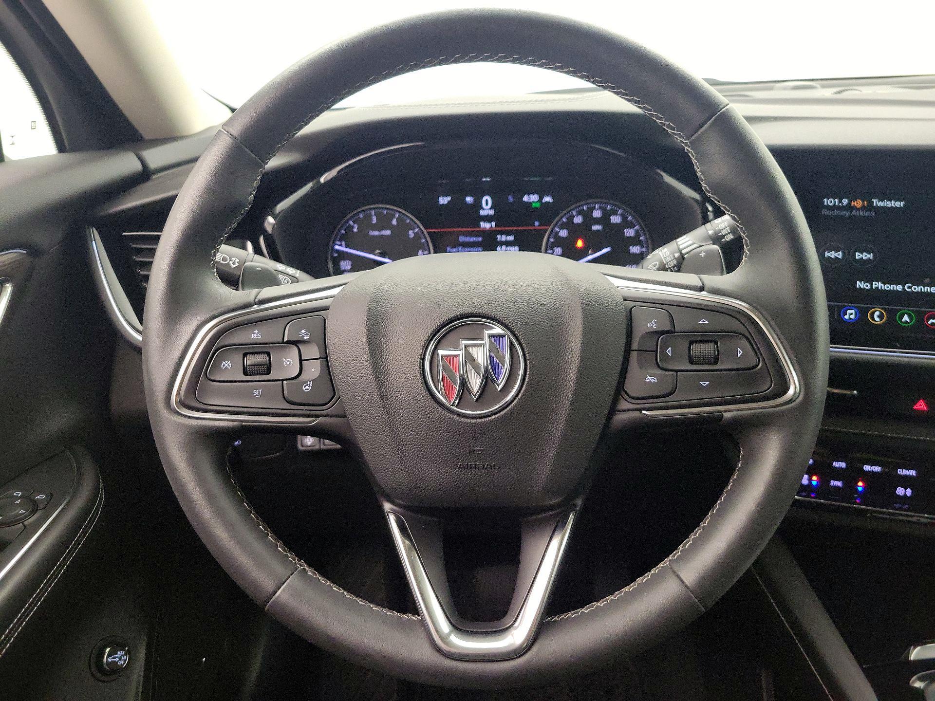 Thumbnail: 2022 Buick Envision - 10