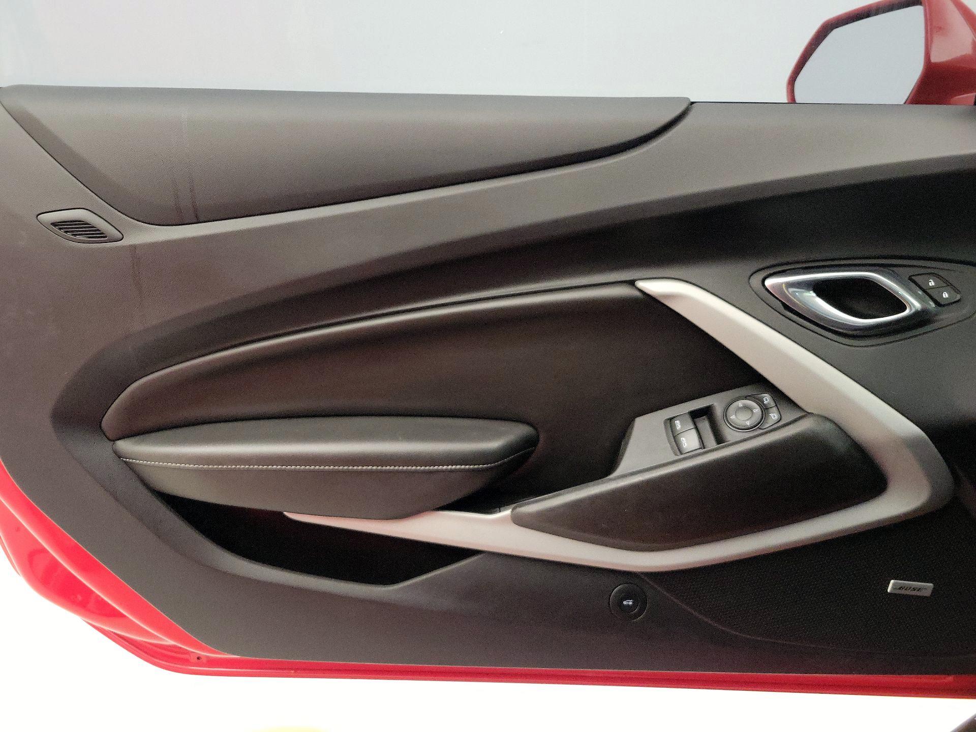 Thumbnail: 2020 Chevrolet Camaro - 12