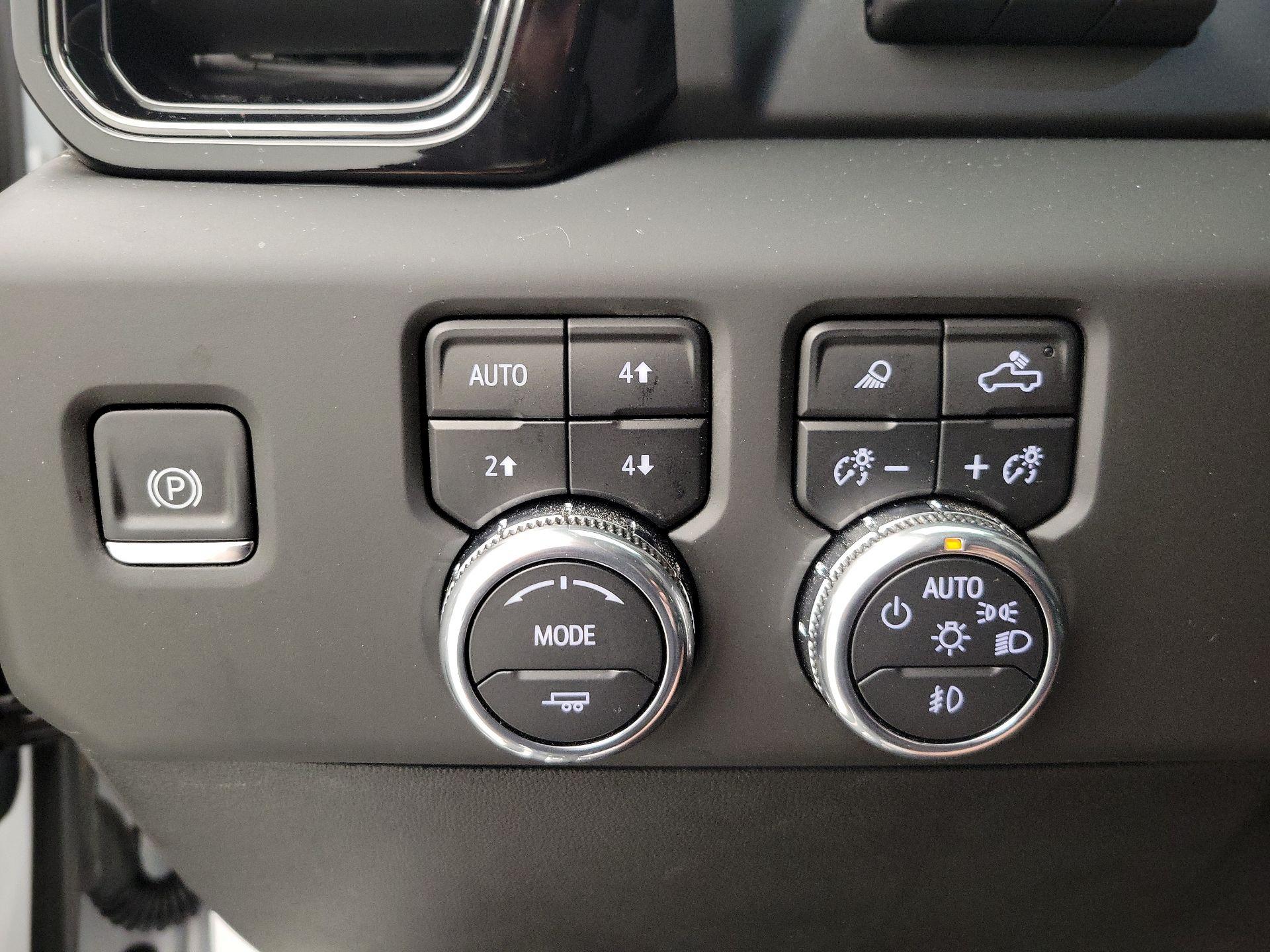 Thumbnail: 2025 GMC Sierra 1500 - 13