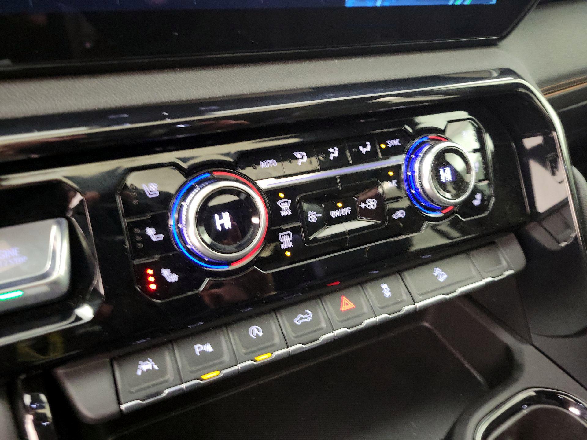 Thumbnail: 2025 GMC Sierra 1500 - 17