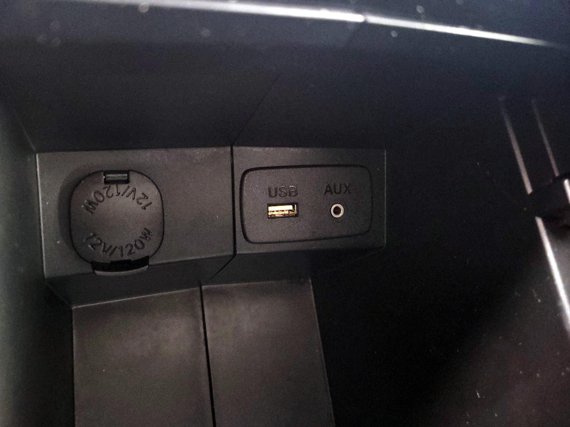 Thumbnail: 2016 Subaru Forester - 18