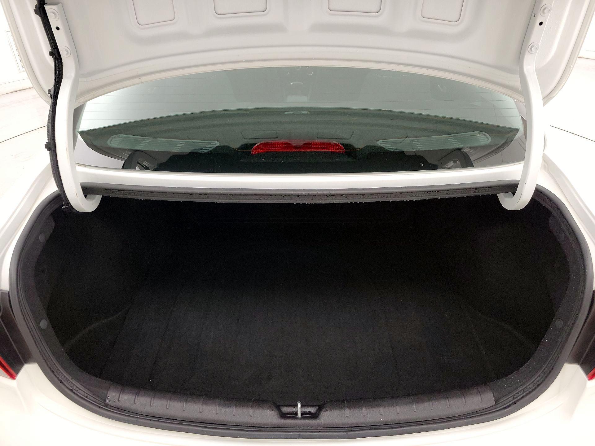 Thumbnail: 2023 Kia Rio - 20