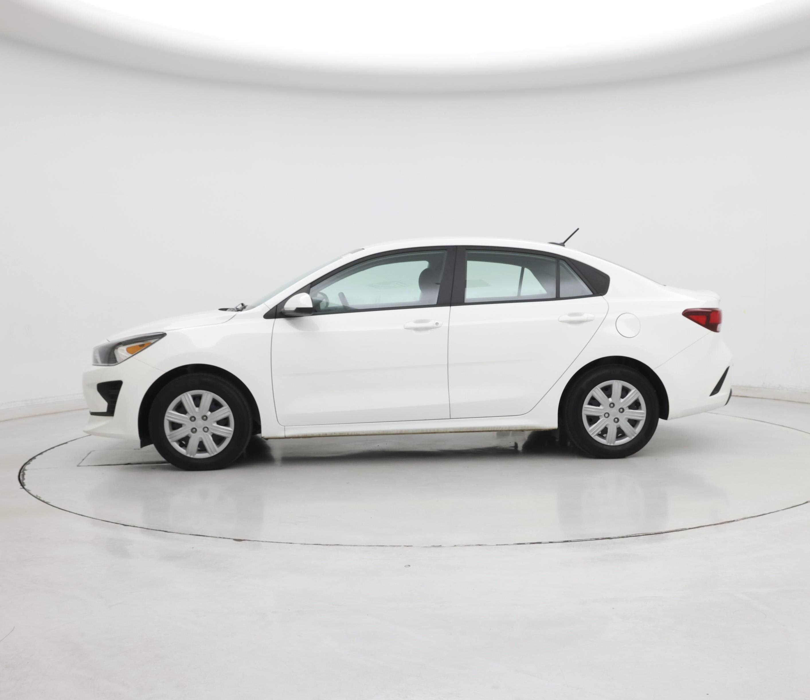 Thumbnail: 2023 Kia Rio - 3