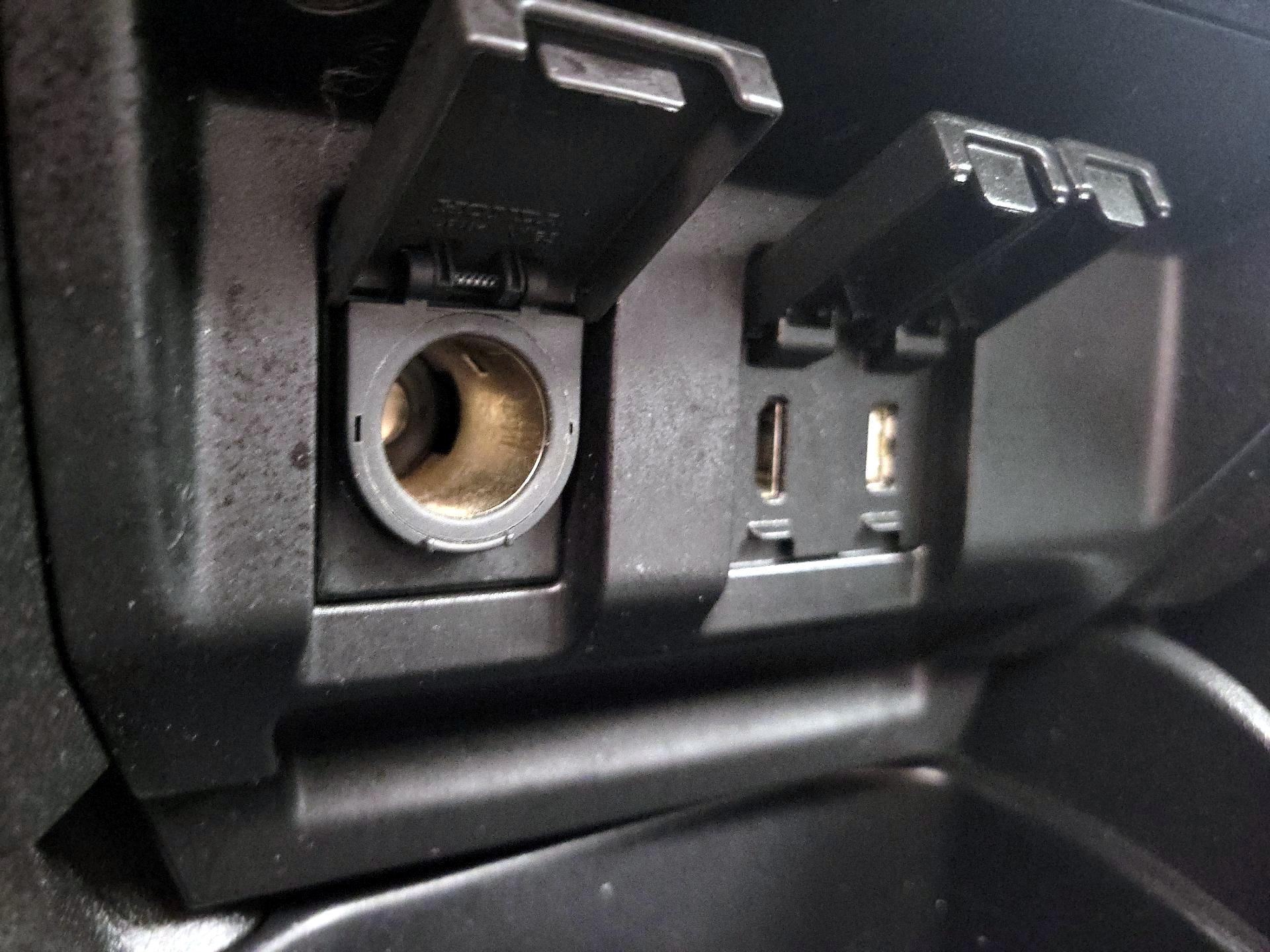 Thumbnail: 2015 Honda Fit - 18