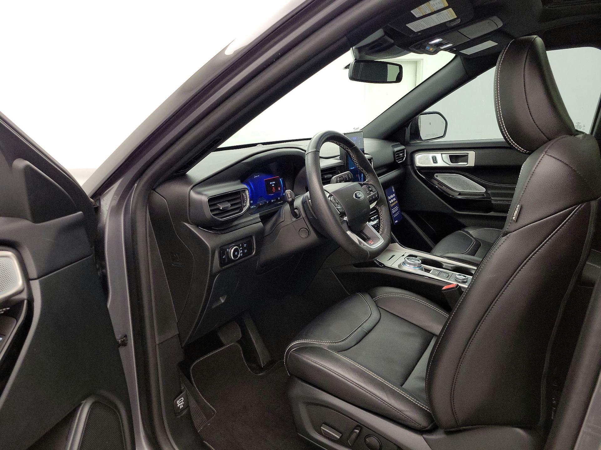 Thumbnail: 2023 Ford Explorer - 11