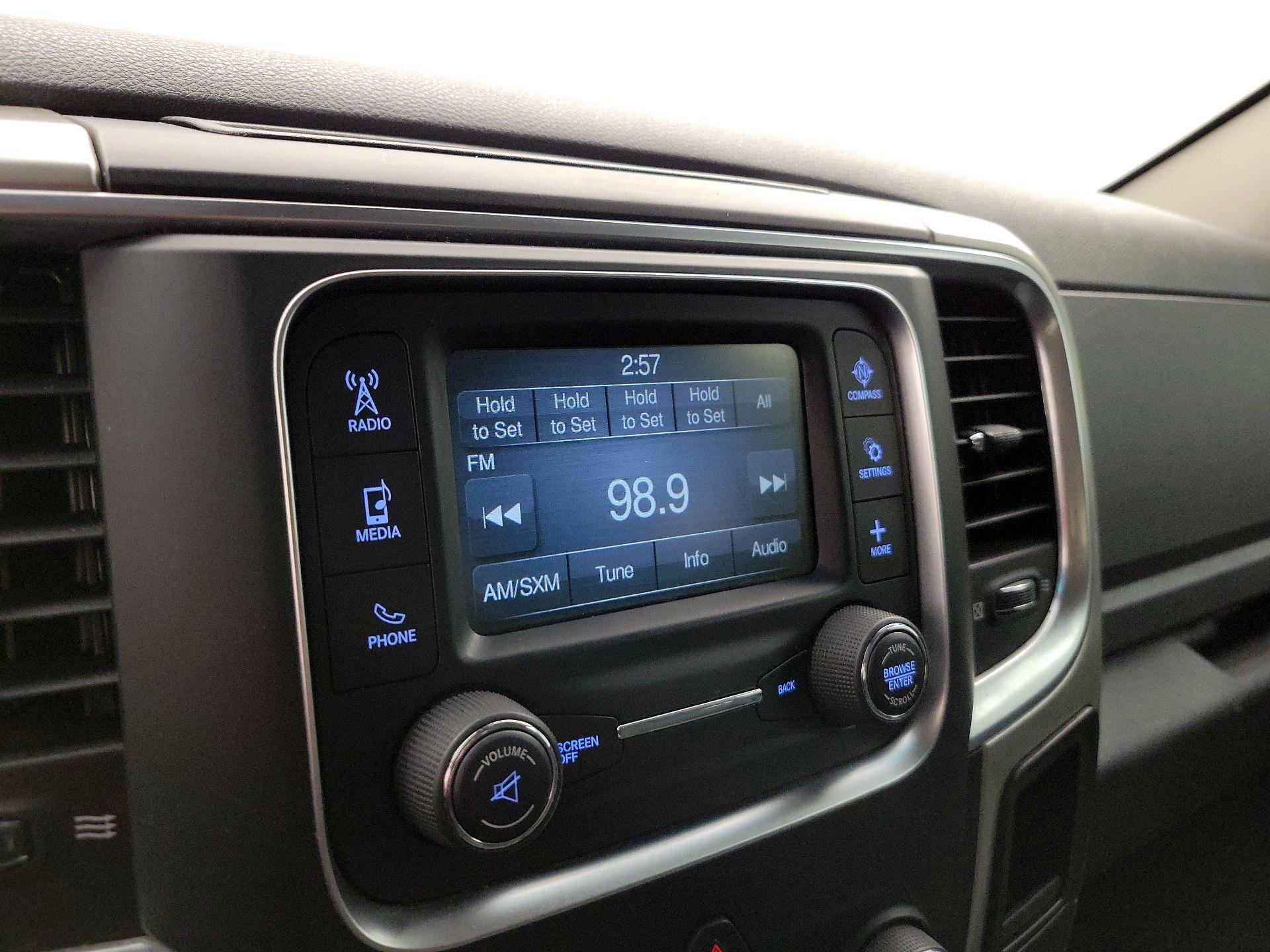 Thumbnail: 2019 RAM 1500 Classic - 15