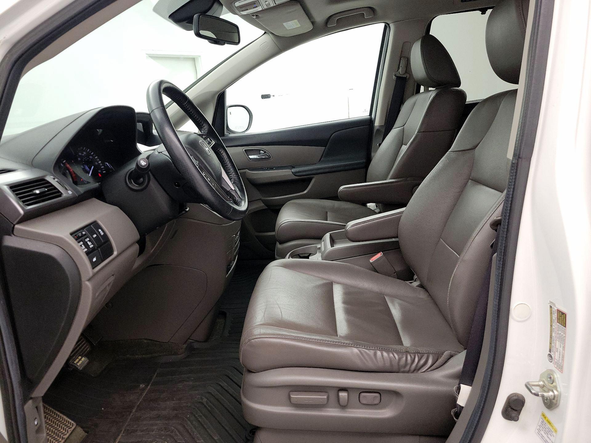 Thumbnail: 2014 Honda Odyssey - 11