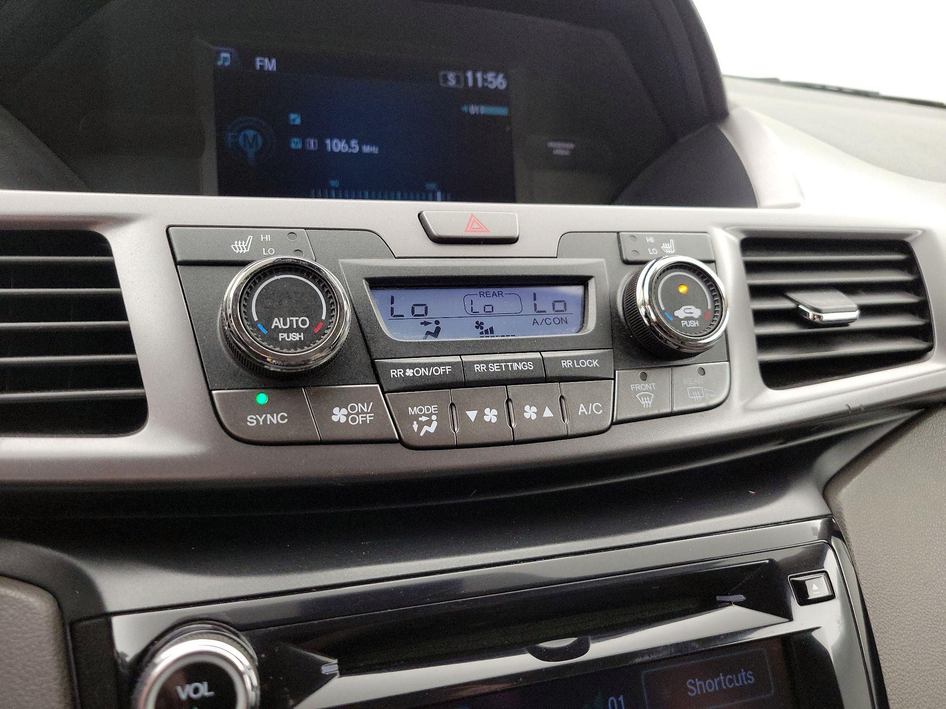 Thumbnail: 2014 Honda Odyssey - 16