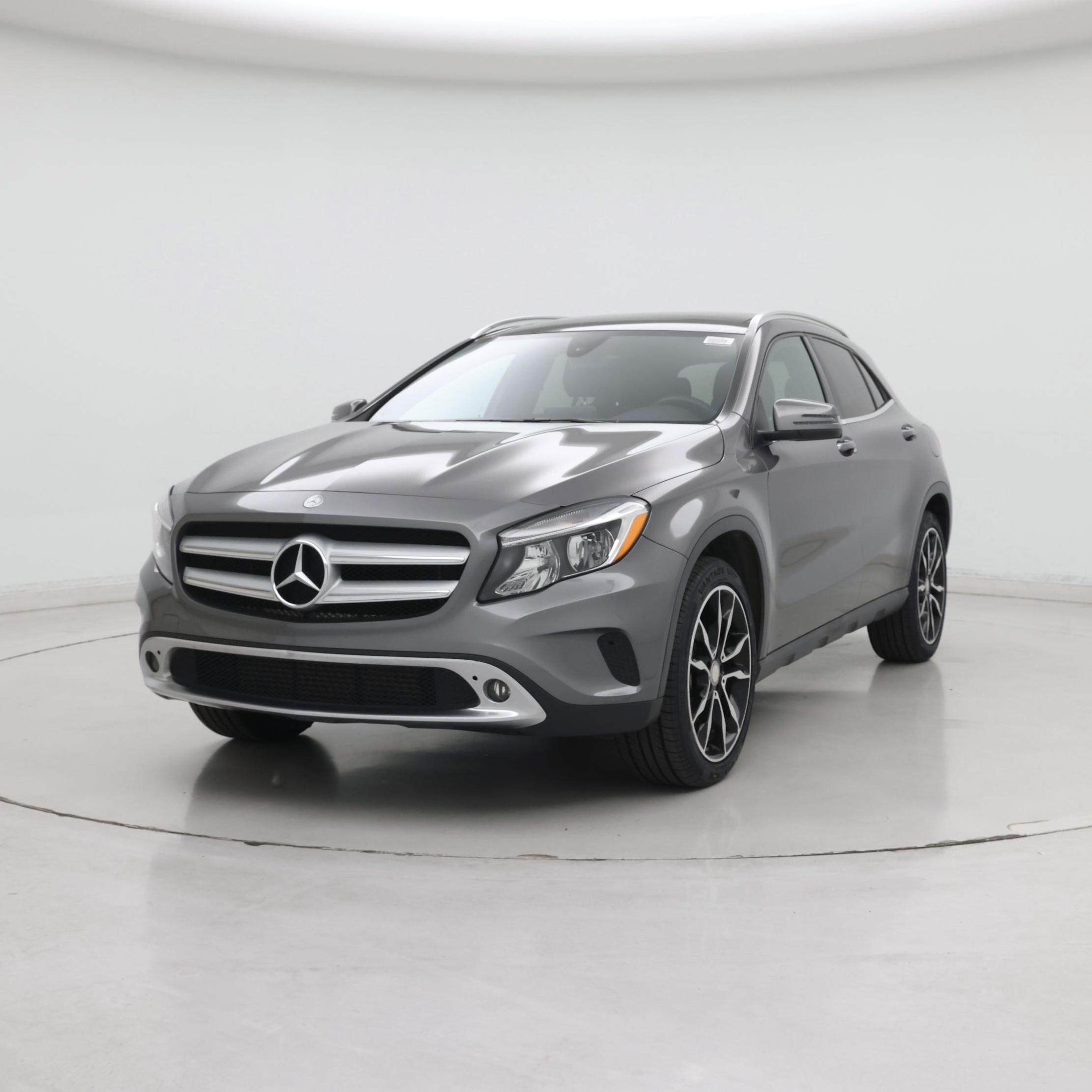 Thumbnail: 2017 Mercedes-Benz GLA - 4