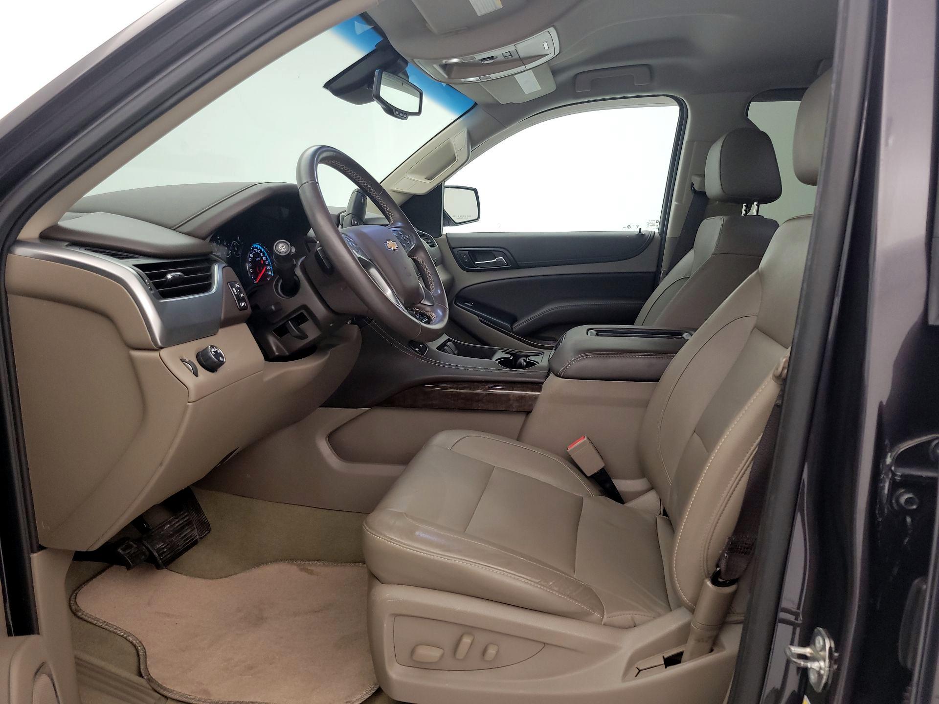 Thumbnail: 2017 Chevrolet Tahoe - 11