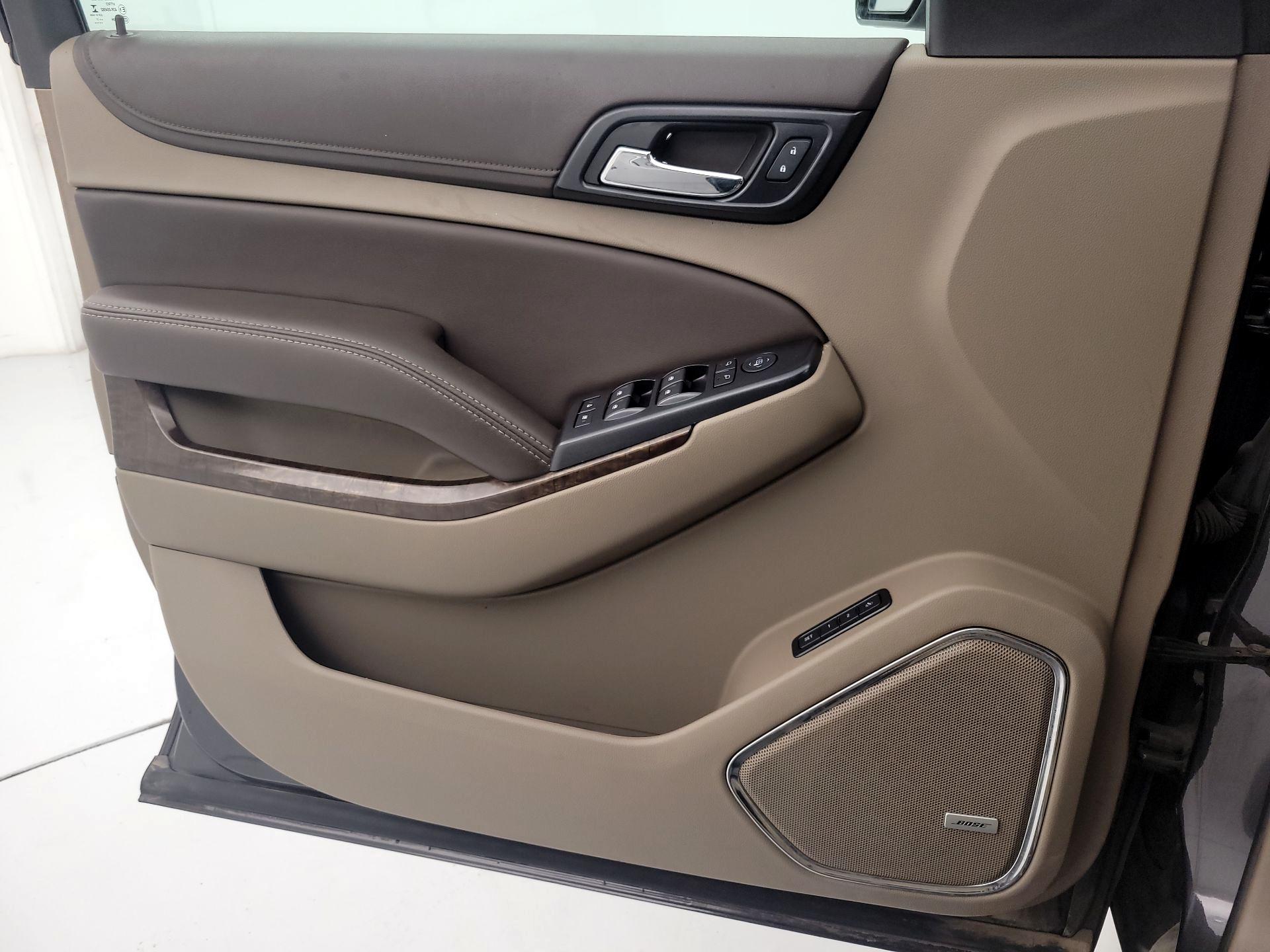 Thumbnail: 2017 Chevrolet Tahoe - 12