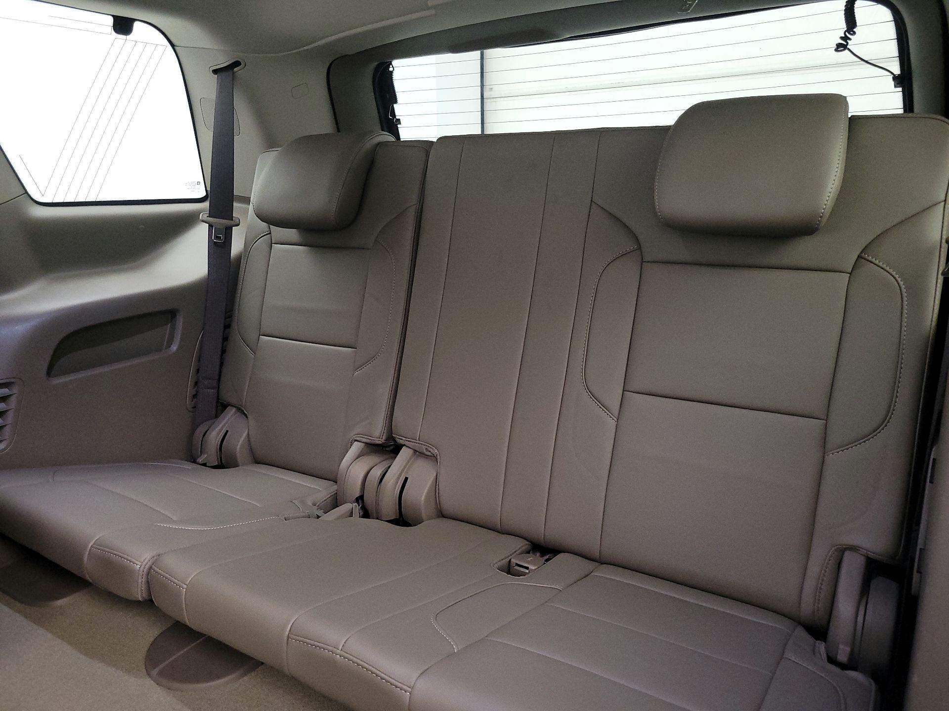 Thumbnail: 2017 Chevrolet Tahoe - 20