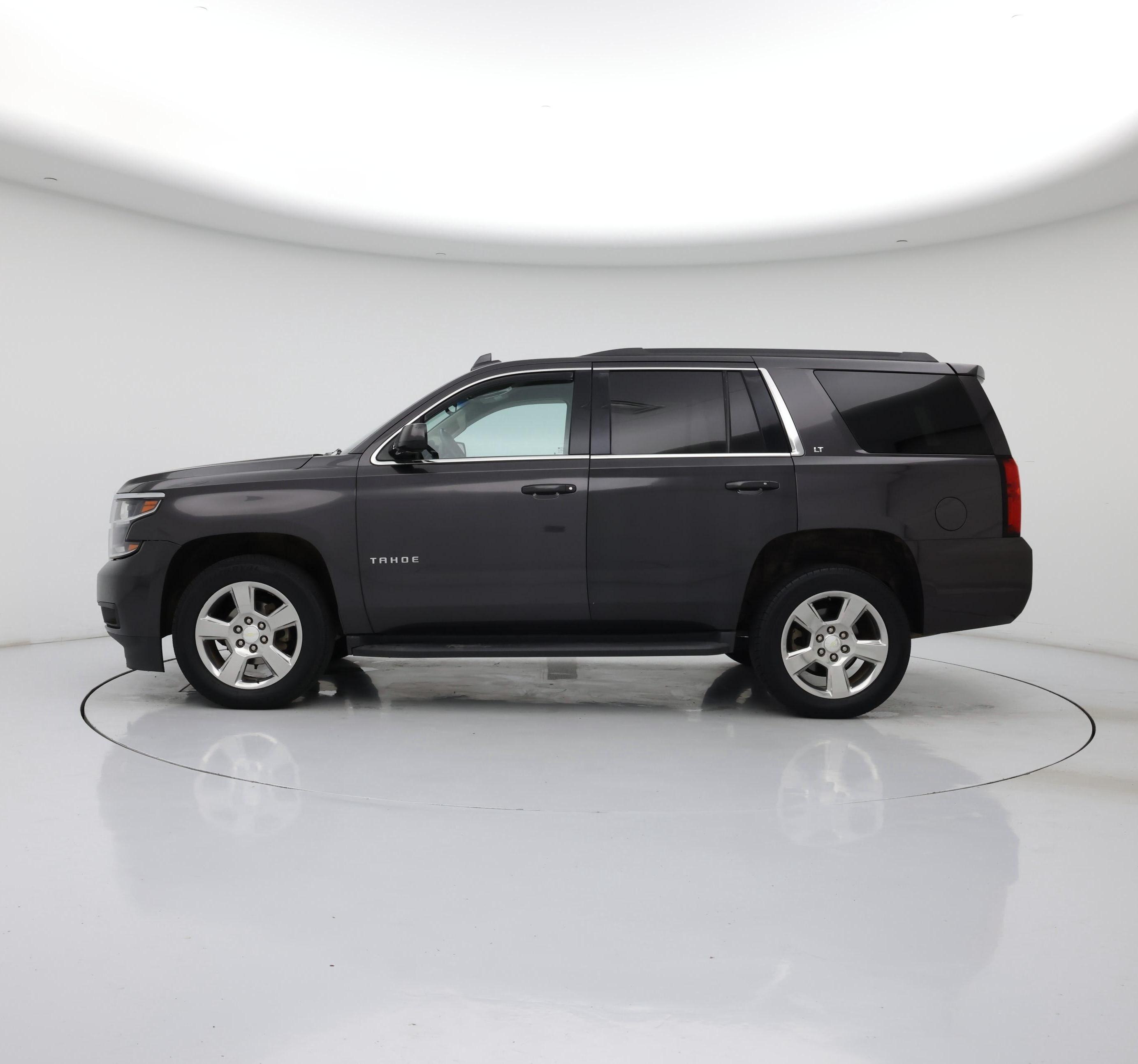 Thumbnail: 2017 Chevrolet Tahoe - 3