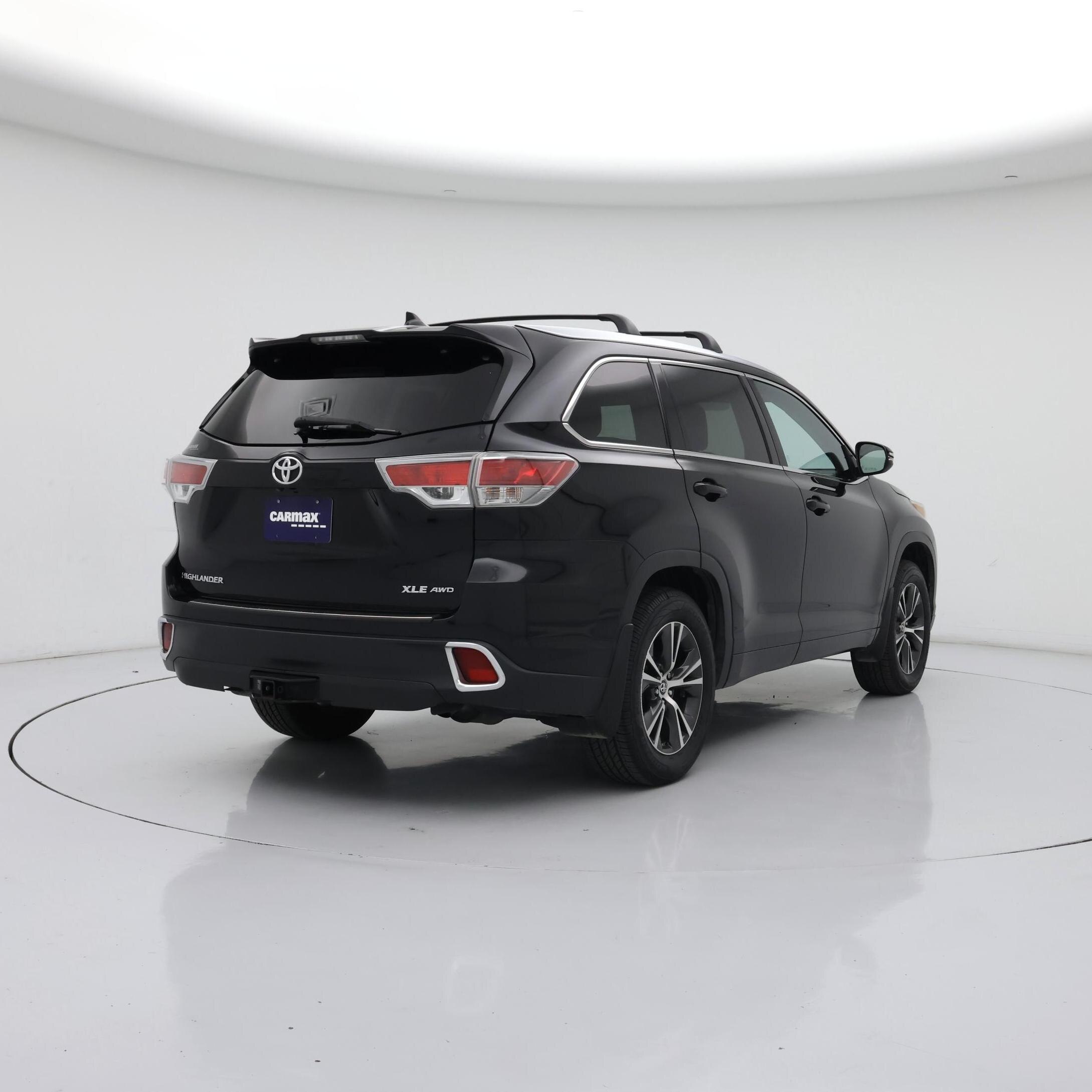 Thumbnail: 2016 Toyota Highlander - 8