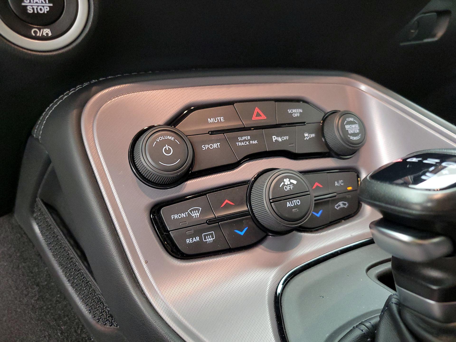 Thumbnail: 2023 Dodge Challenger - 17