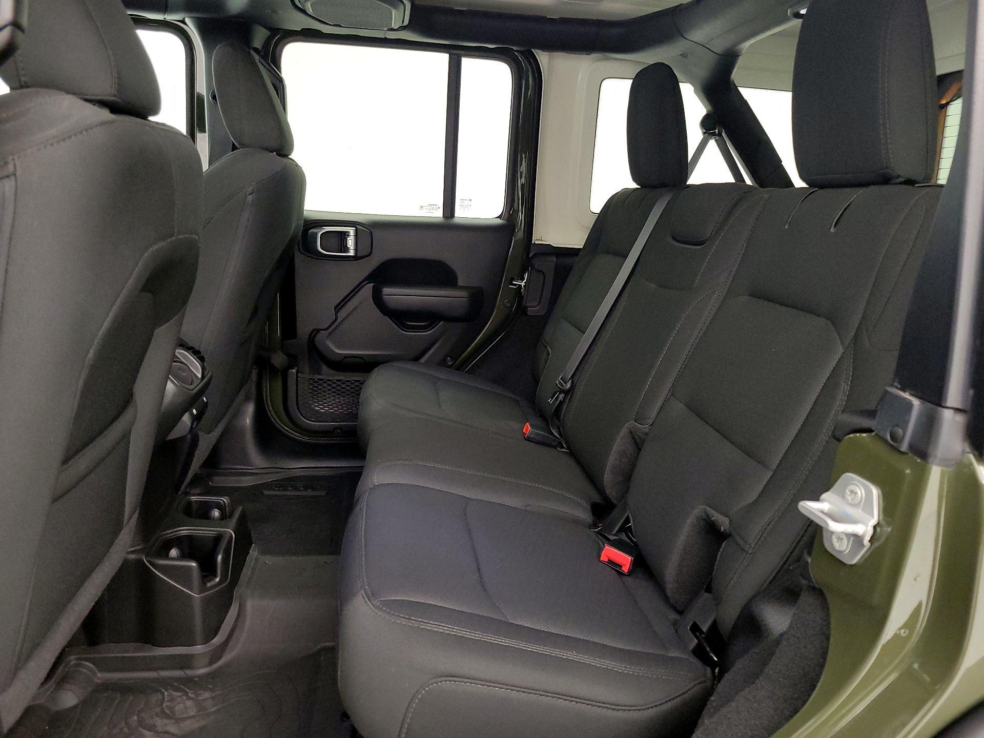 Thumbnail: 2022 Jeep Wrangler - 19