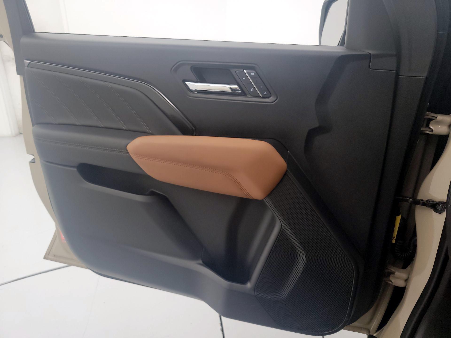 Thumbnail: 2024 GMC Canyon - 12