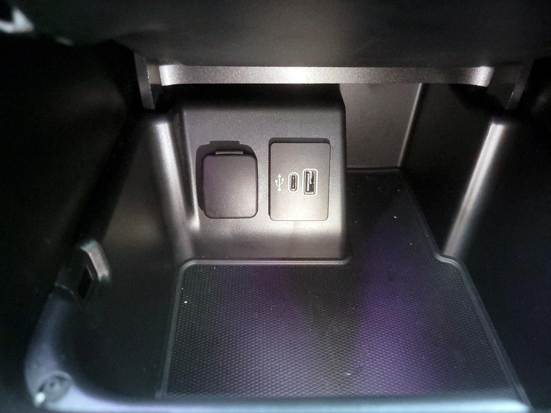 Thumbnail: 2025 Ford Explorer - 19