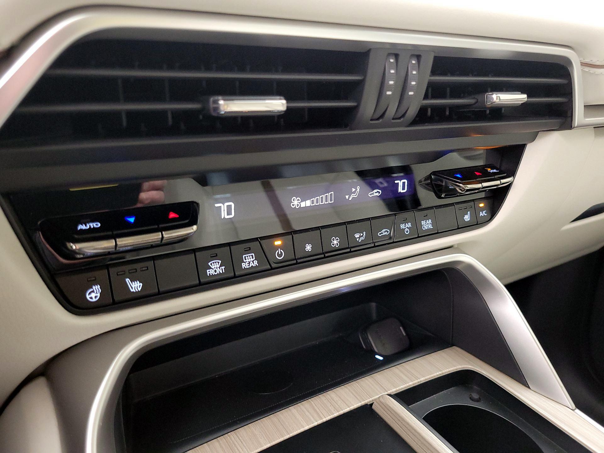 Thumbnail: 2024 Mazda CX-90 - 17