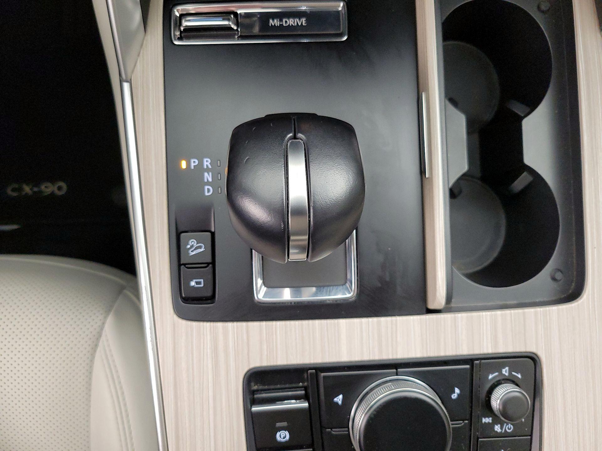 Thumbnail: 2024 Mazda CX-90 - 18