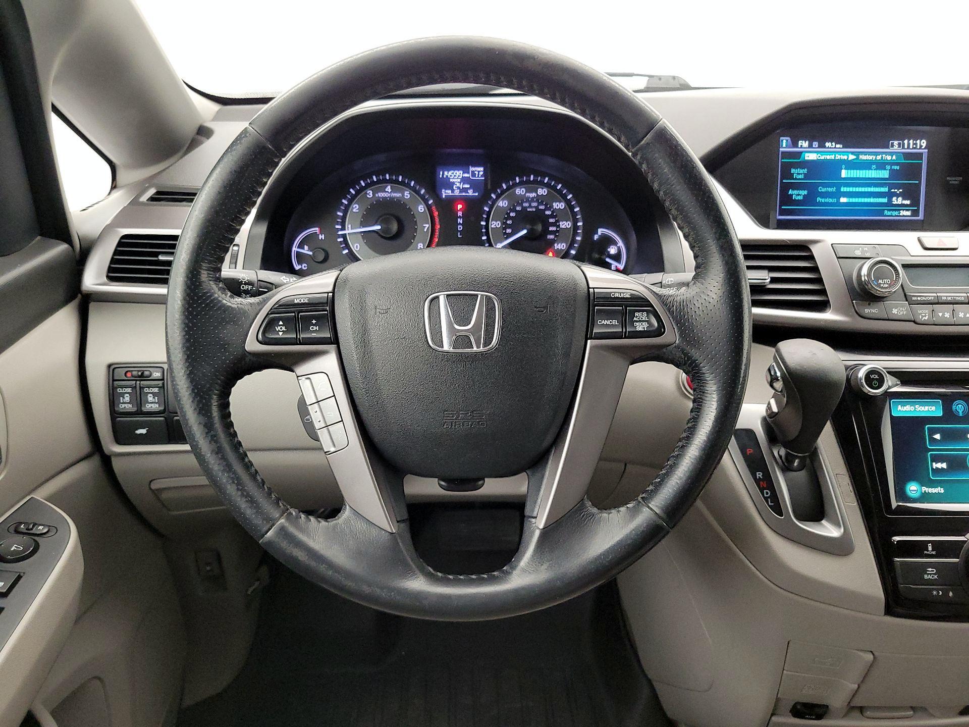 Thumbnail: 2017 Honda Odyssey - 10