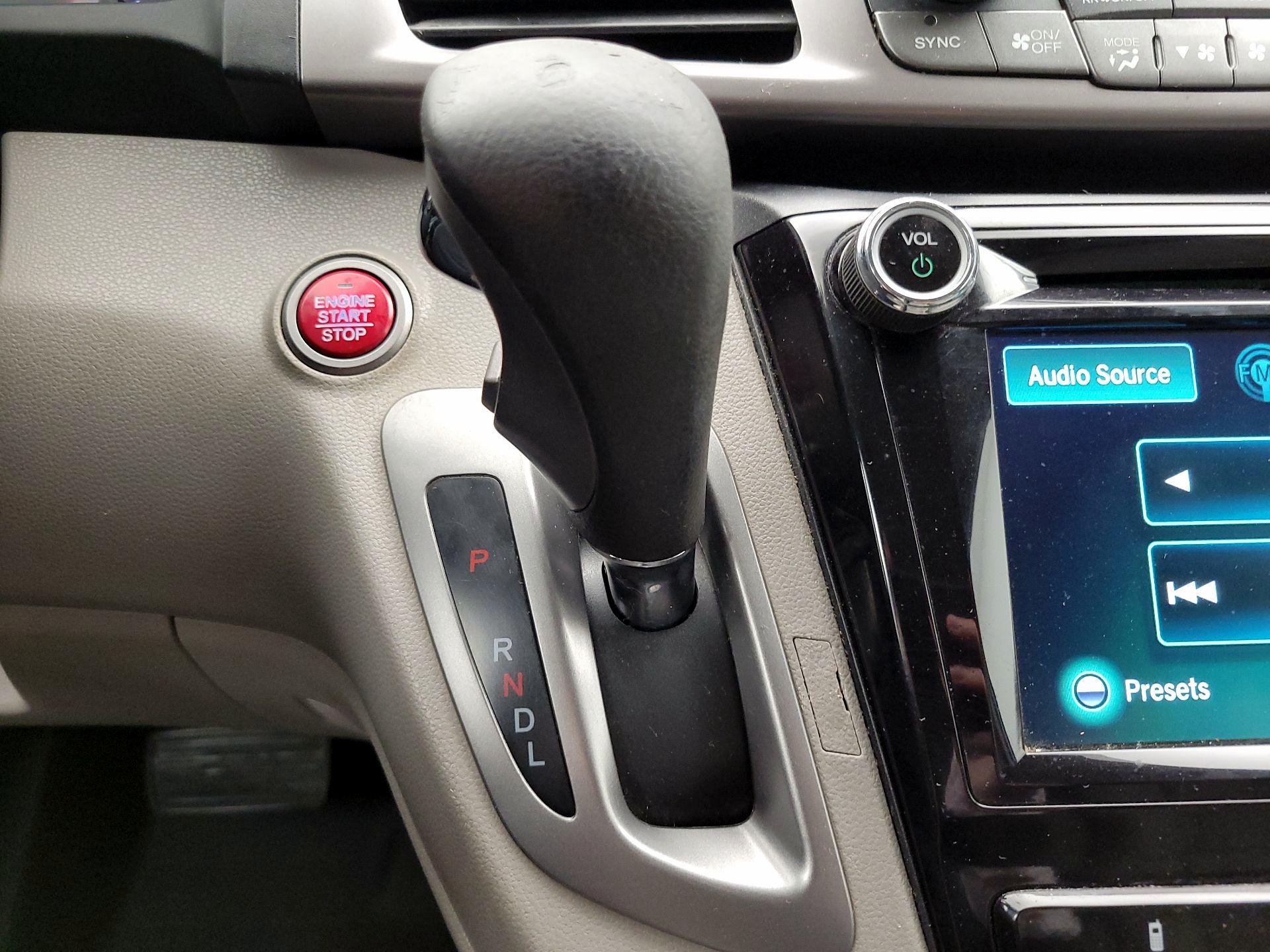 Thumbnail: 2017 Honda Odyssey - 17