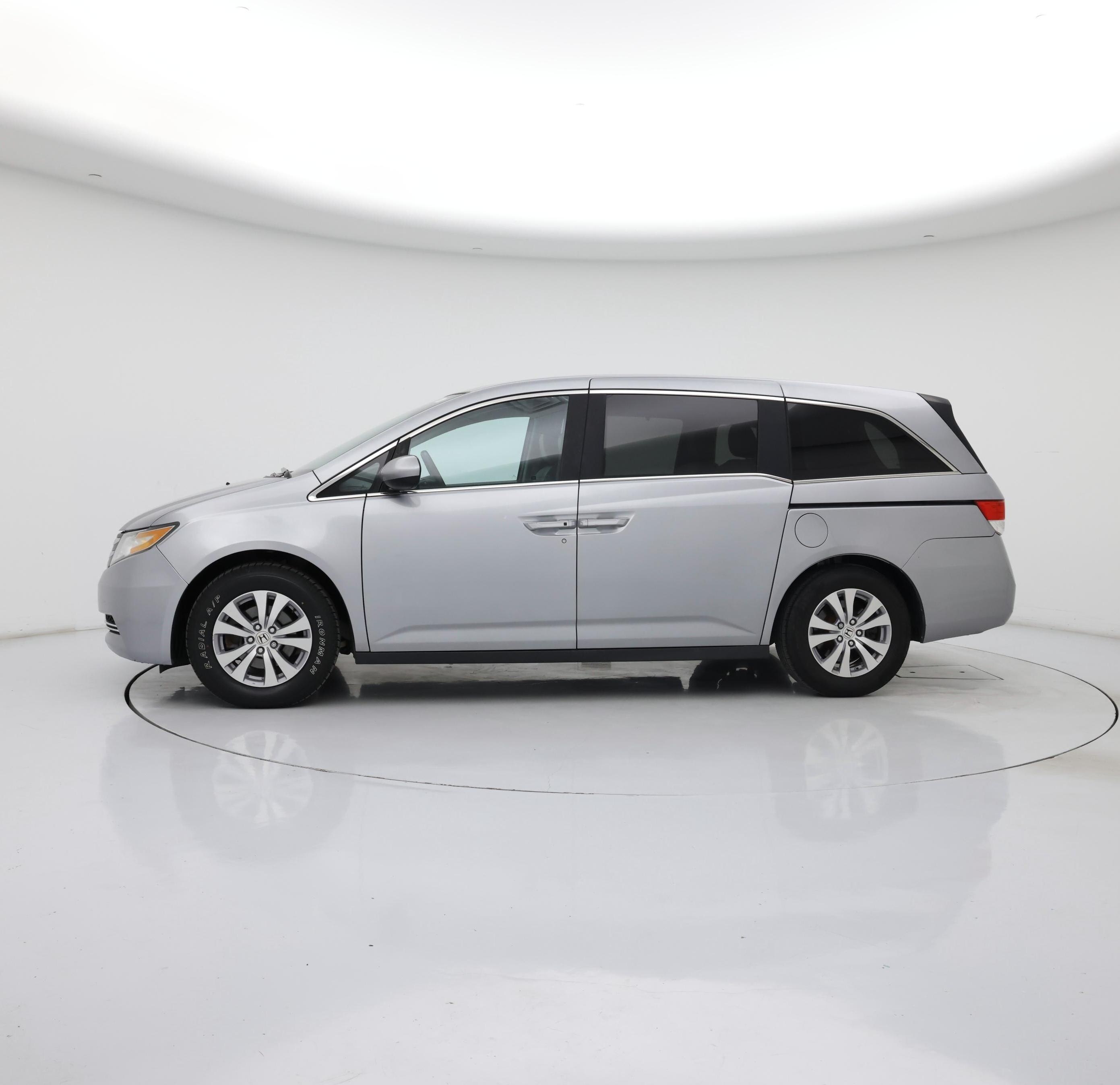 Thumbnail: 2017 Honda Odyssey - 3