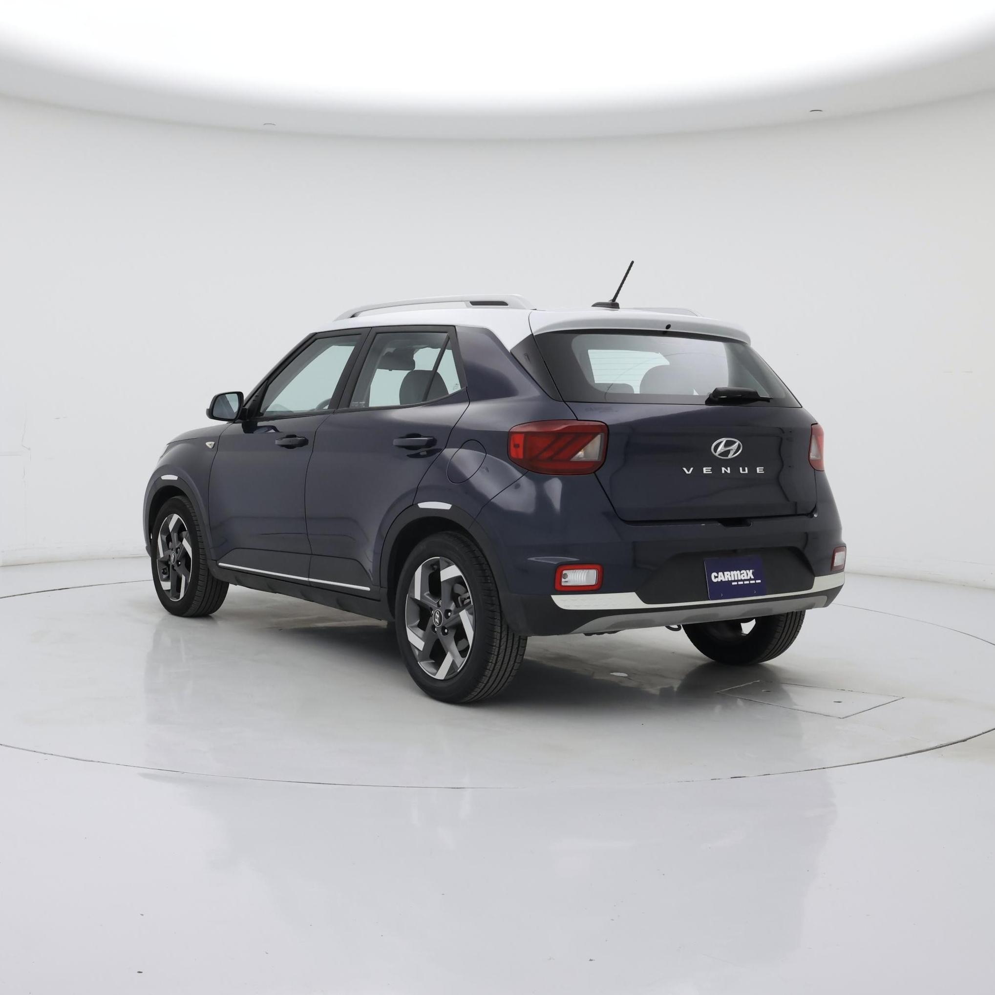 Thumbnail: 2023 Hyundai Venue - 2