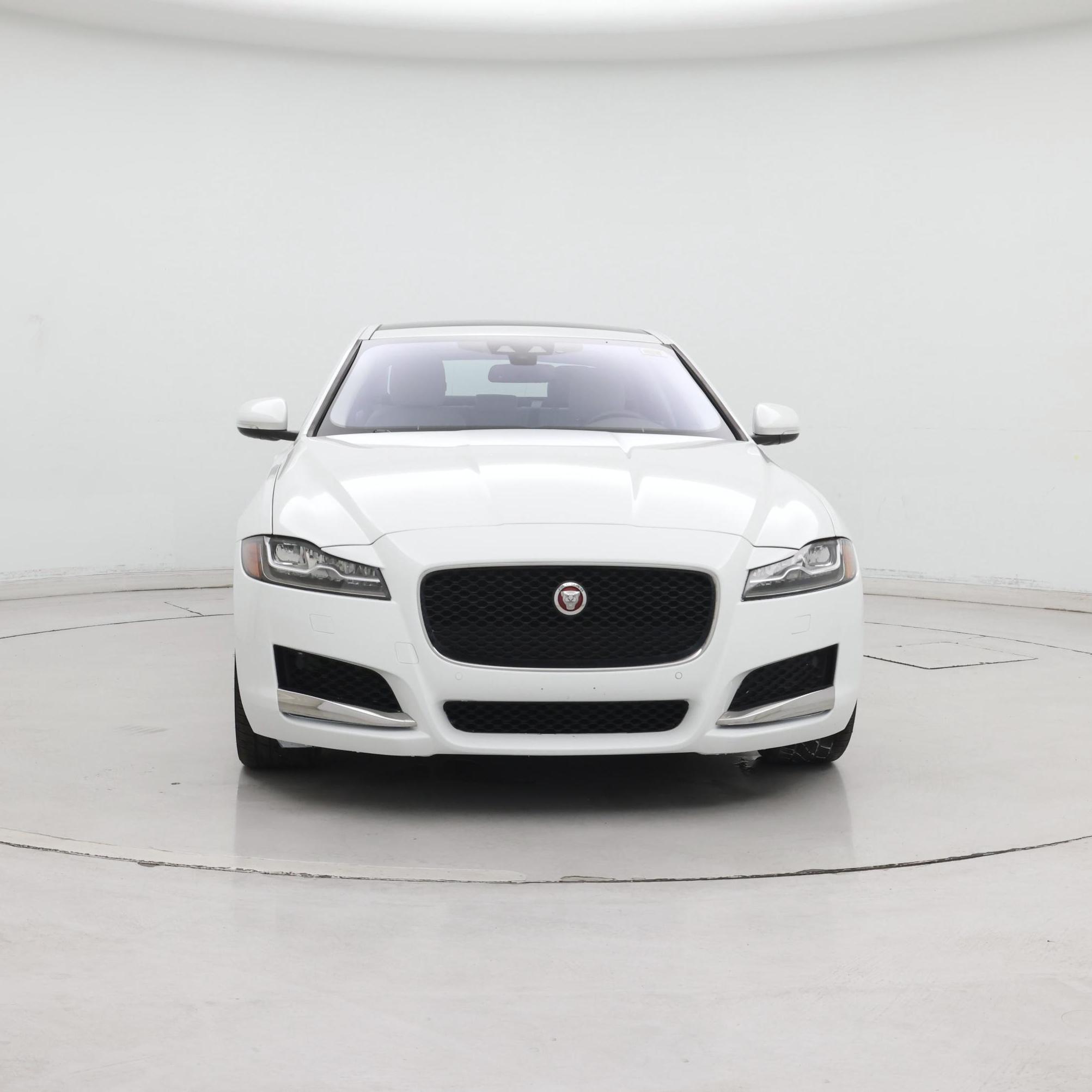 Thumbnail: 2018 Jaguar XF - 5