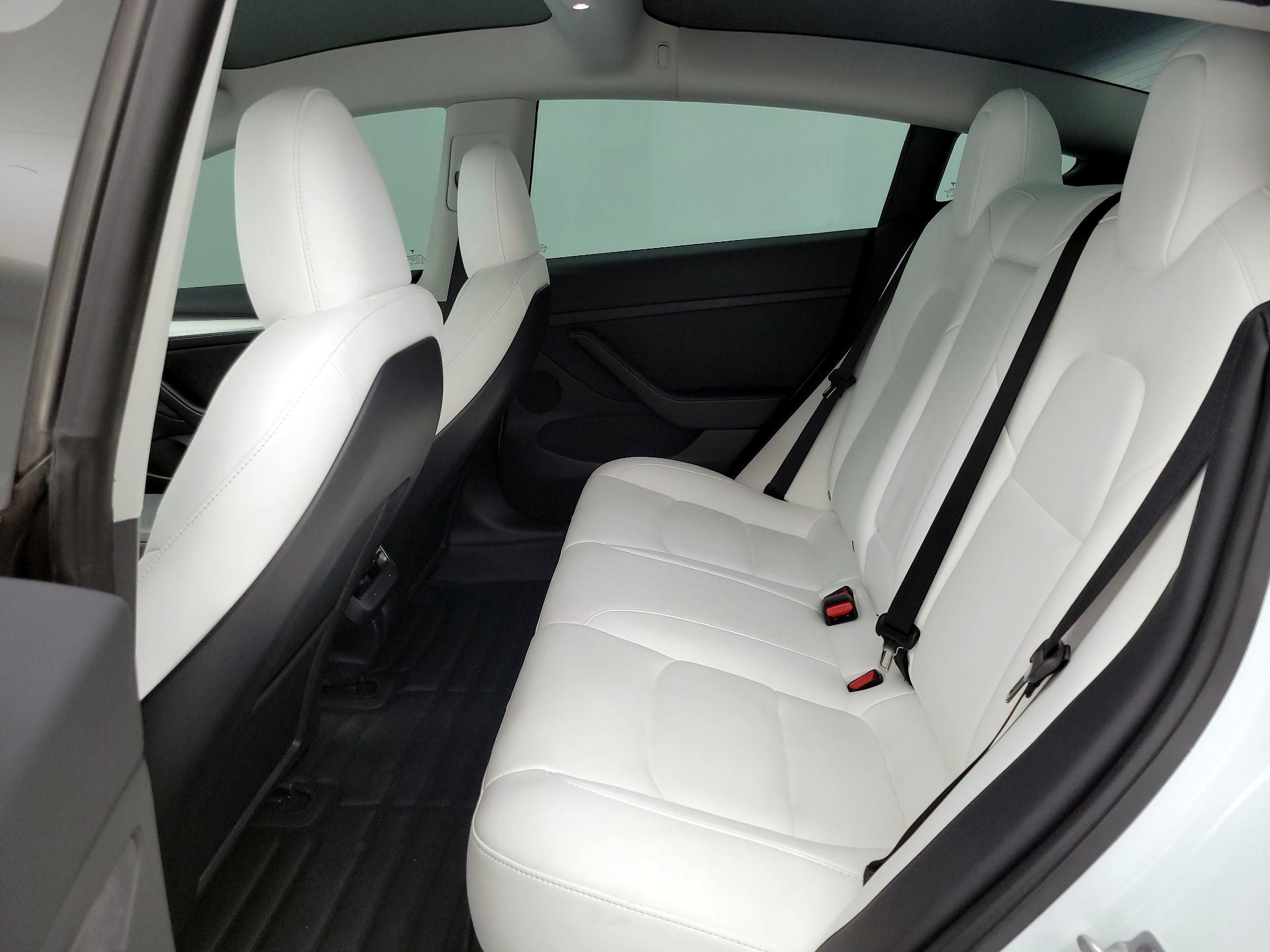 Thumbnail: 2023 Tesla Model 3 - 20