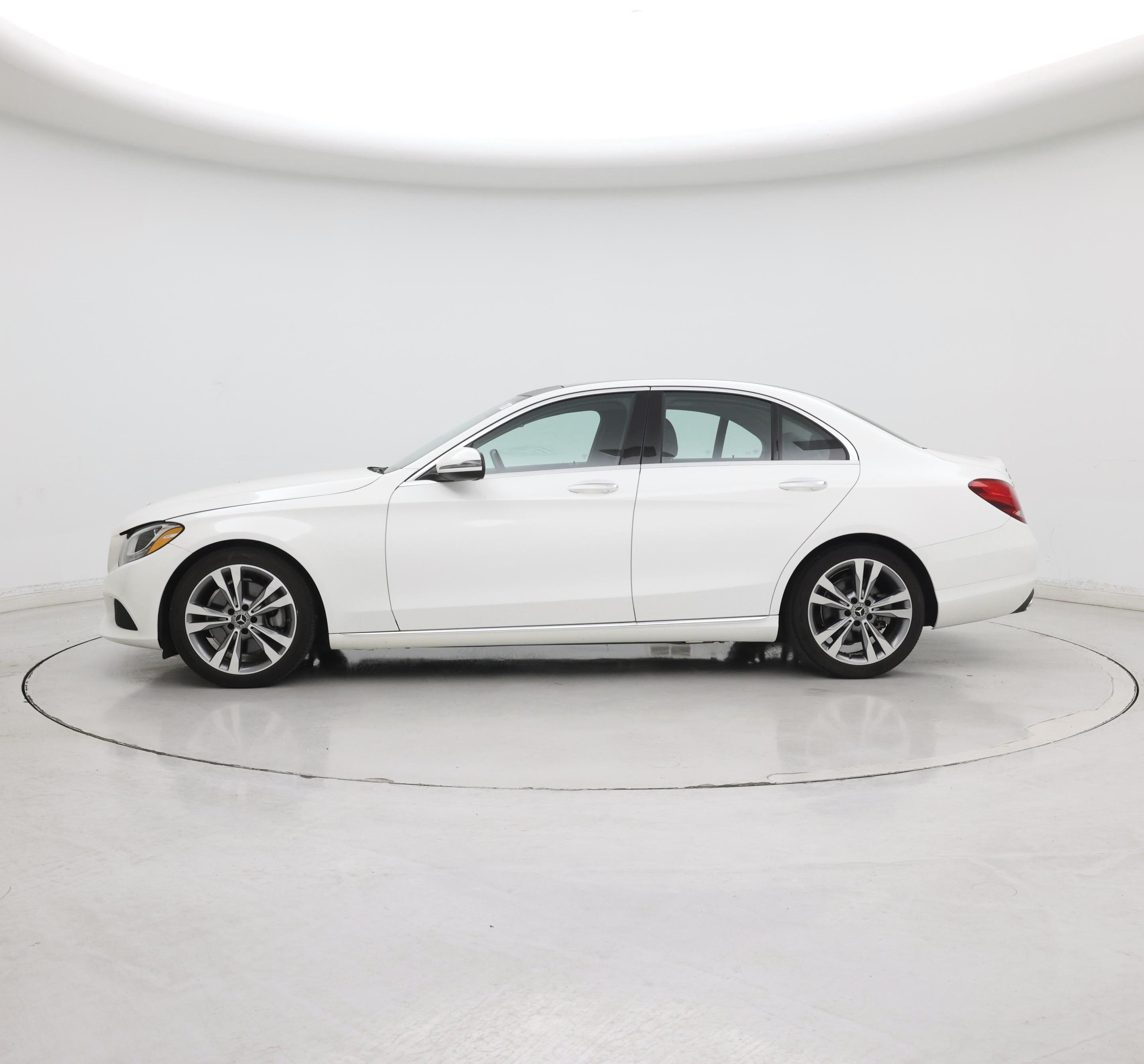 Thumbnail: 2017 Mercedes-Benz C-Class - 3