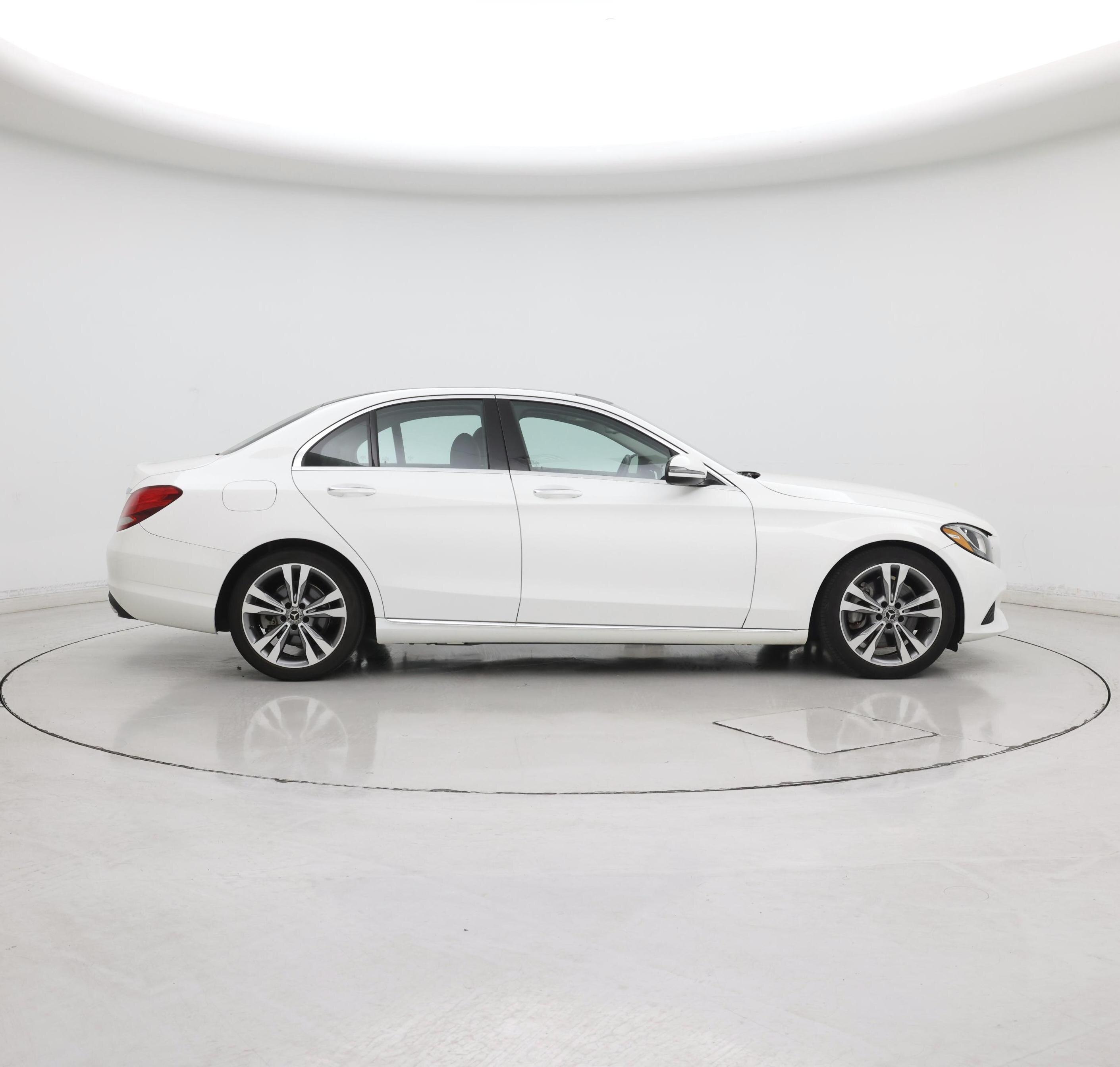 Thumbnail: 2017 Mercedes-Benz C-Class - 7