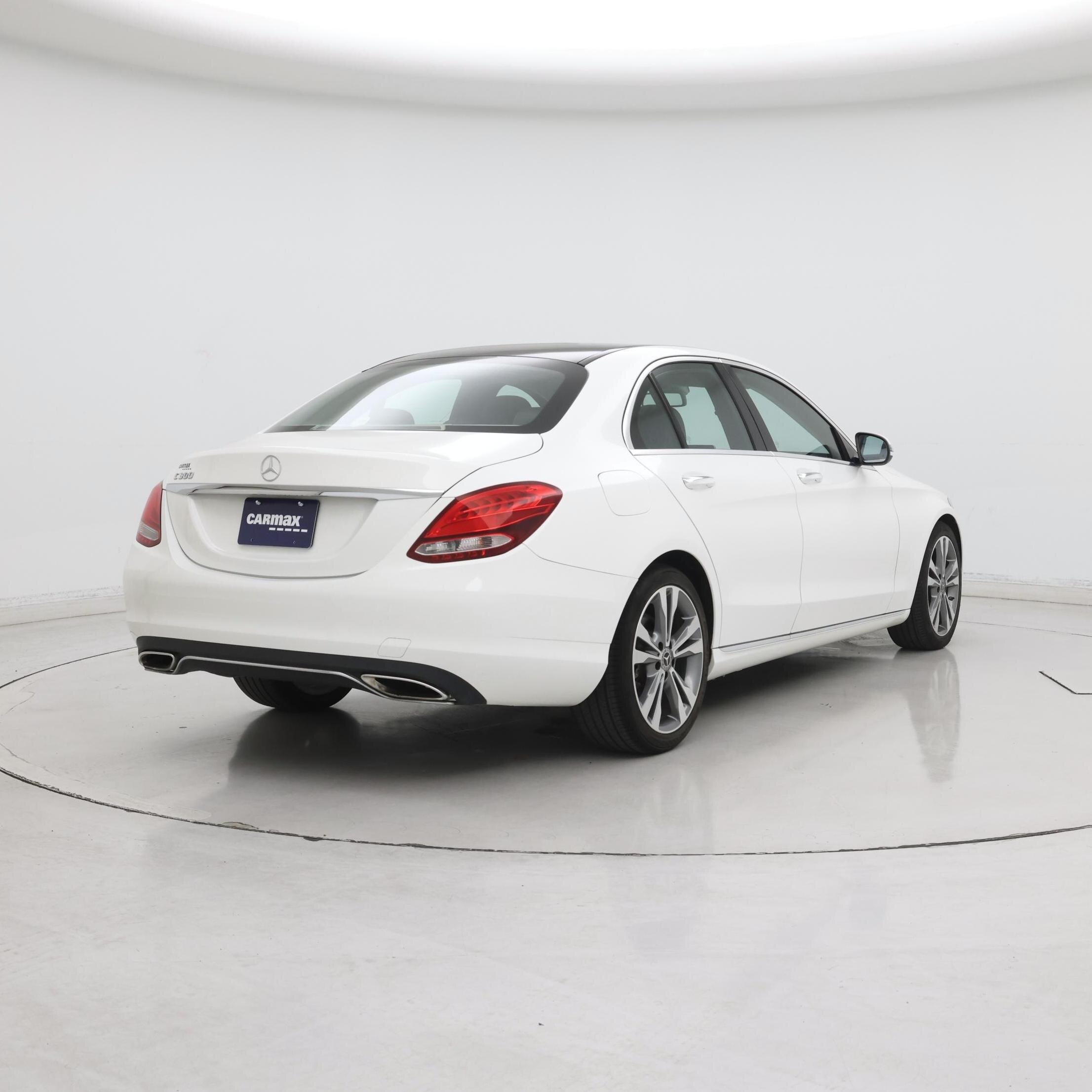Thumbnail: 2017 Mercedes-Benz C-Class - 8