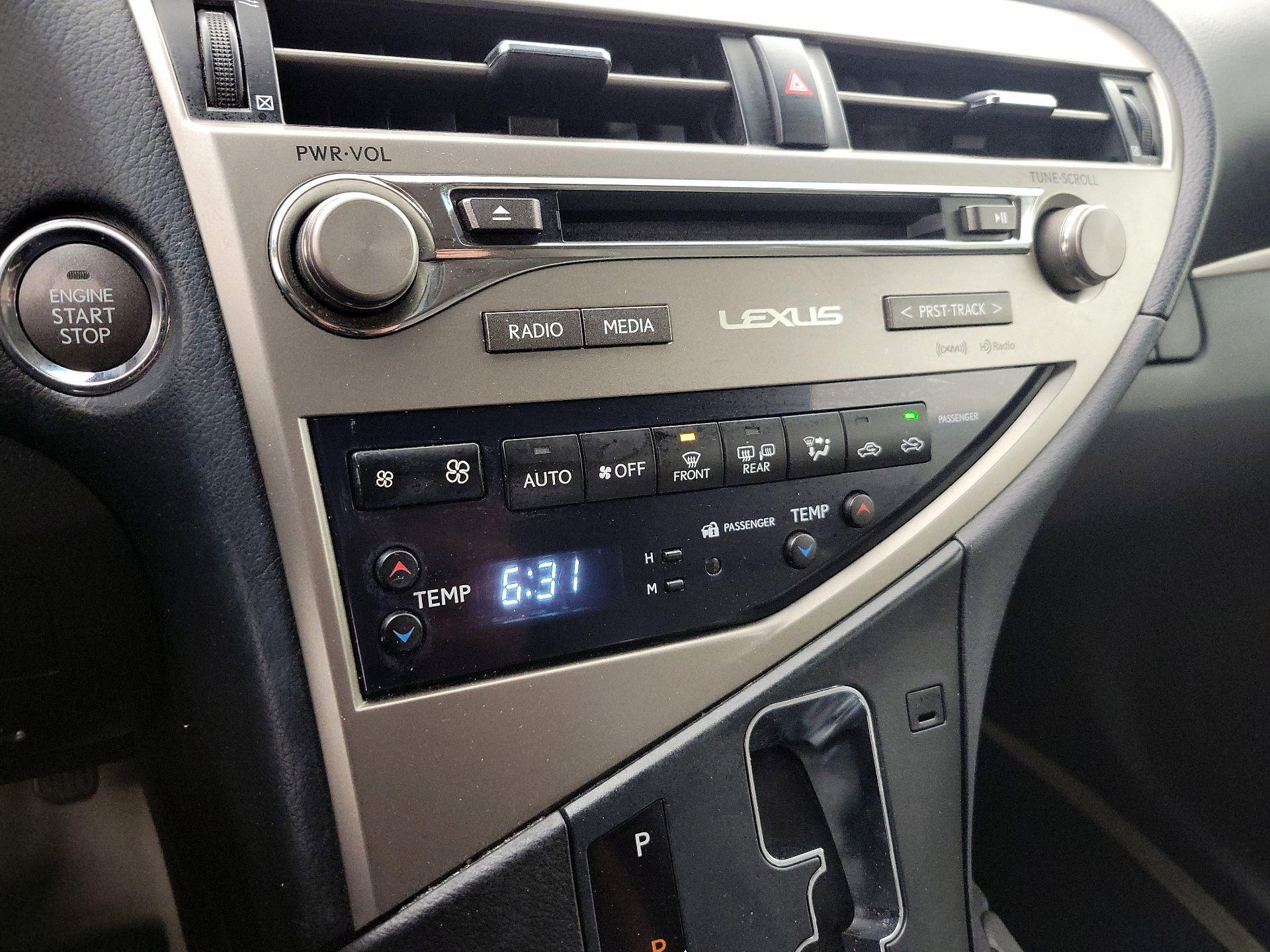 Thumbnail: 2015 Lexus RX - 16