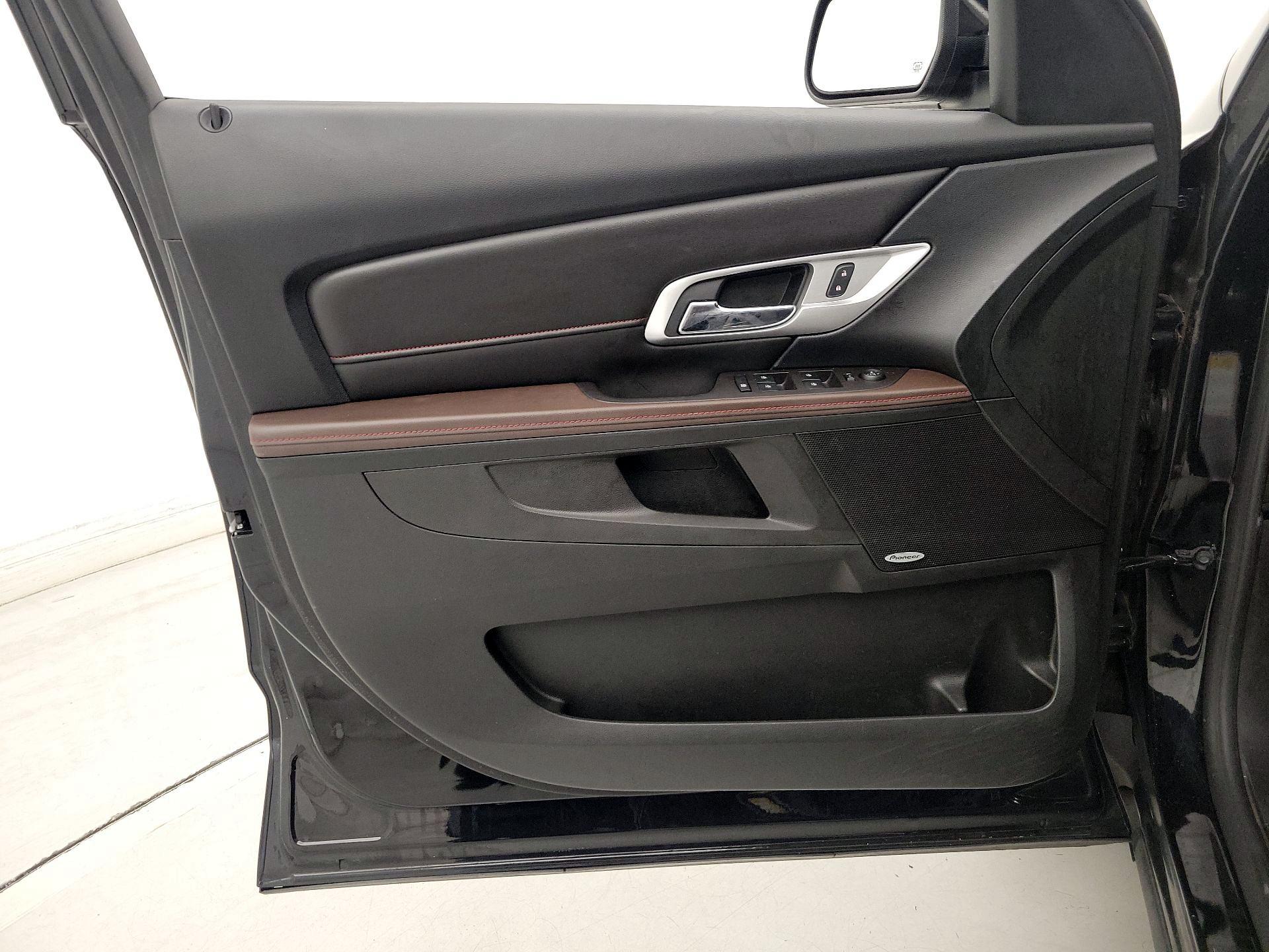 Thumbnail: 2015 GMC Terrain - 12