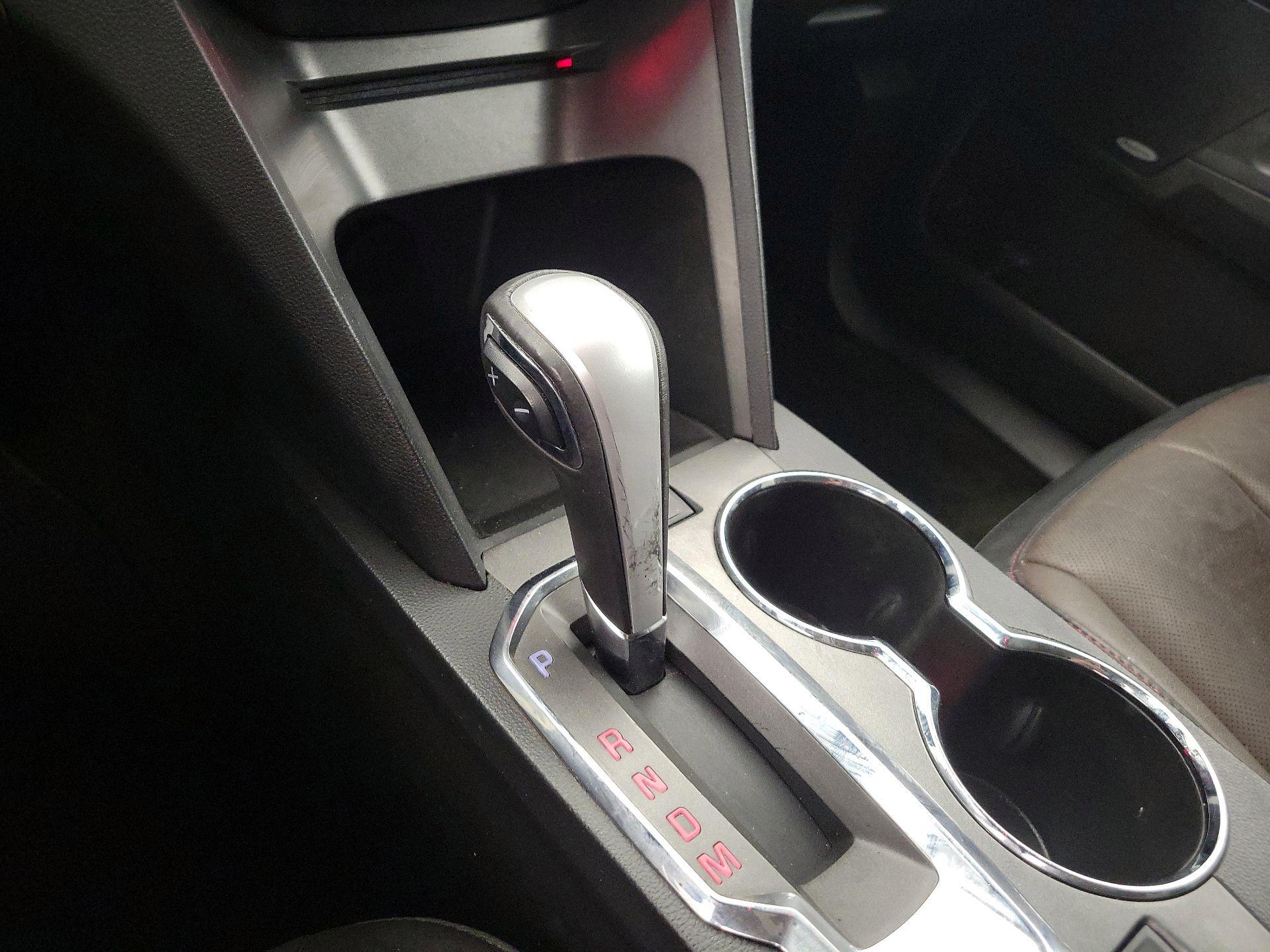 Thumbnail: 2015 GMC Terrain - 16