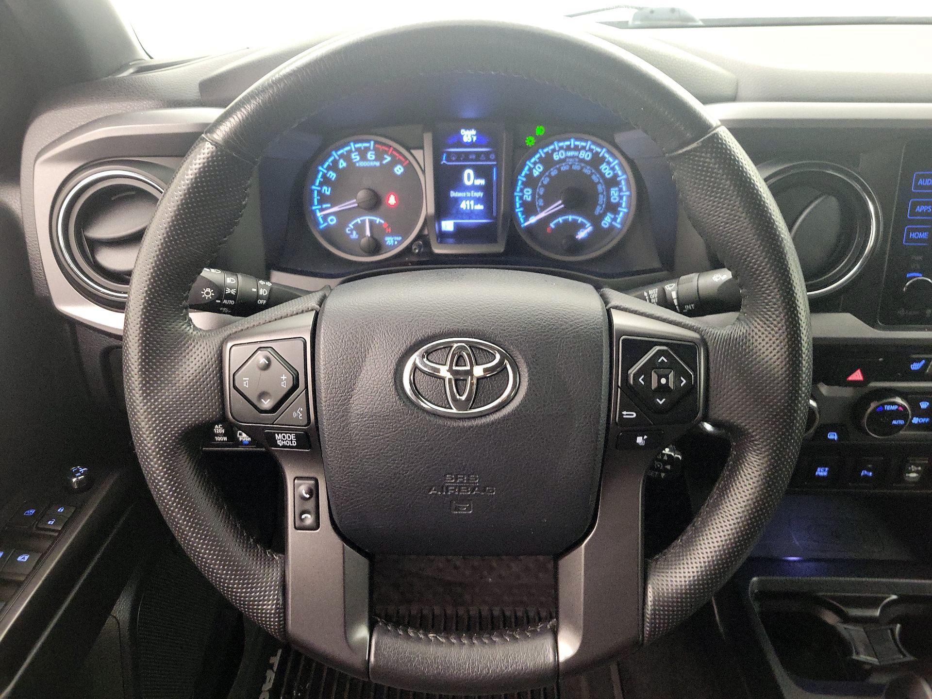 Thumbnail: 2017 Toyota Tacoma - 10