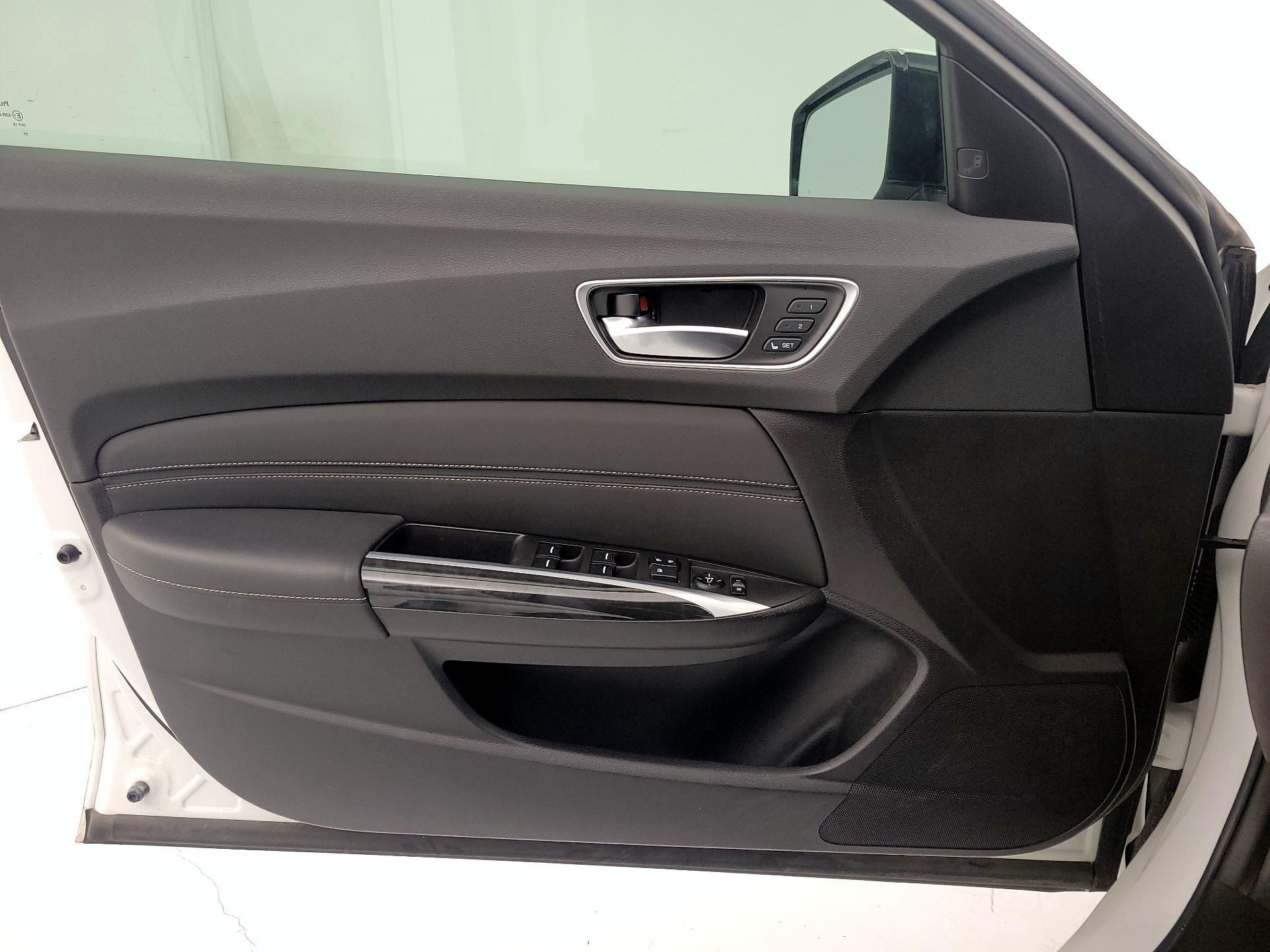 Thumbnail: 2020 Acura TLX - 12