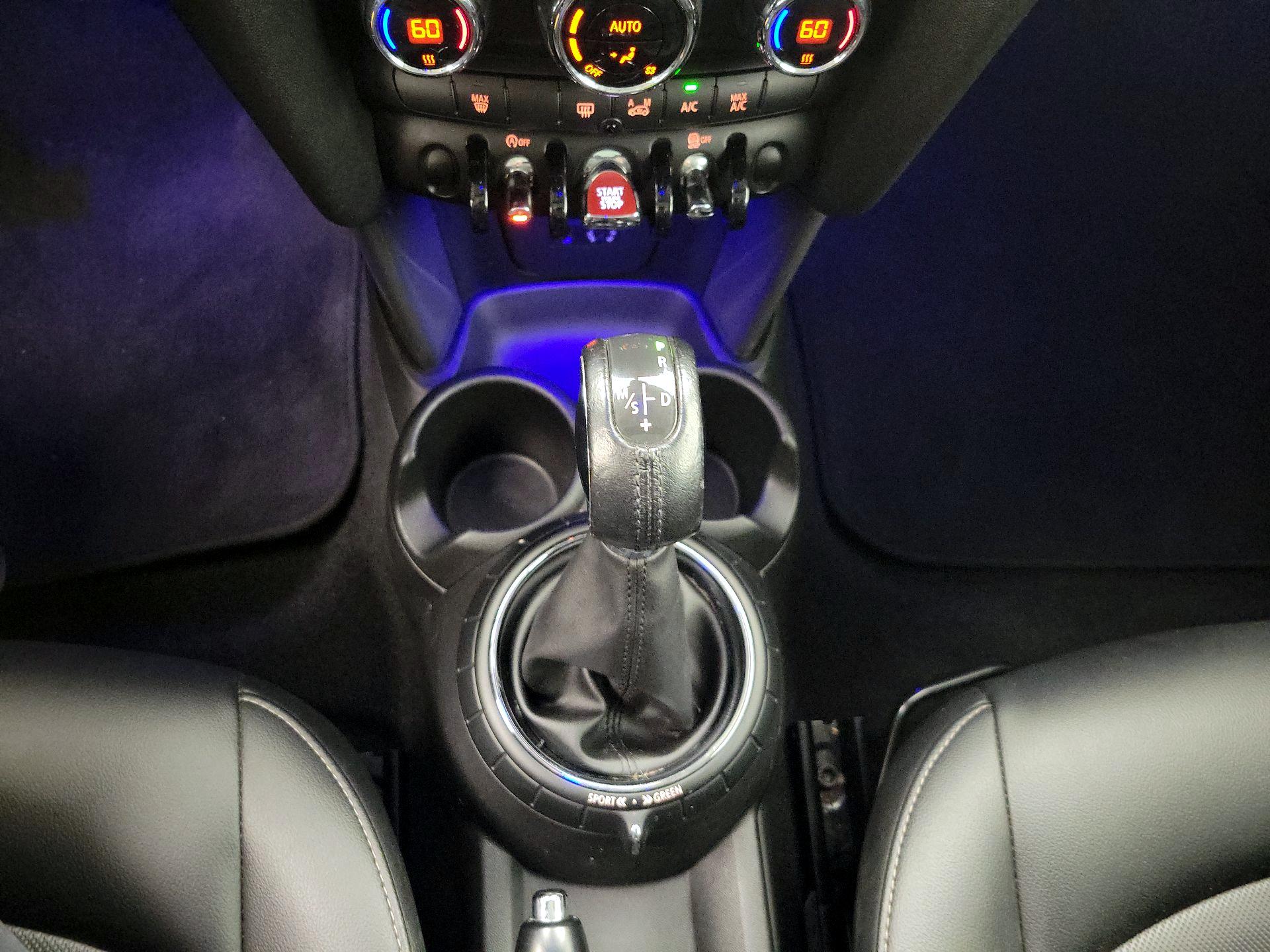 Thumbnail: 2016 MINI Cooper Hardtop - 16